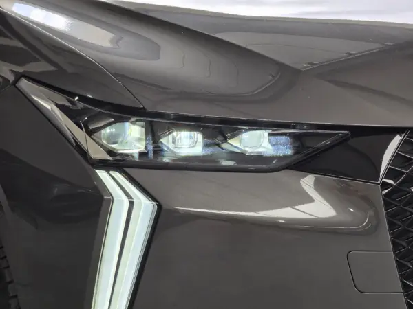 DS DS4 E-TENSE 225 PERFORMANCE LINE+ 5