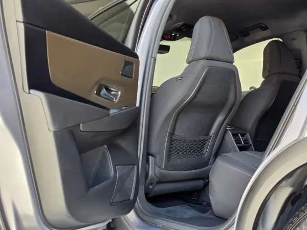 DS DS7 Crossback E-Tense Bastille+ EAT8 27
