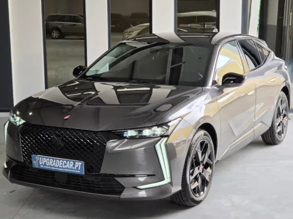 DS DS4 E-TENSE 225 PERFORMANCE LINE+ 2