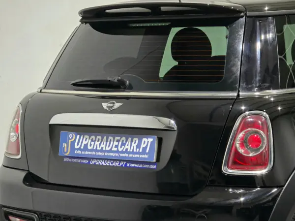 MINI 3 Portas One D 17