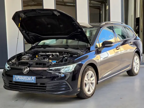 Volkswagen Golf Variant 1.0 eTSI OPF DSG Life 40