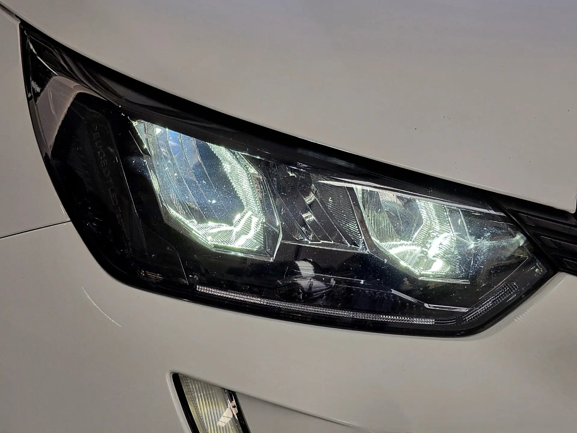 Peugeot 2008 1.5 BlueHDi Active Pack 3