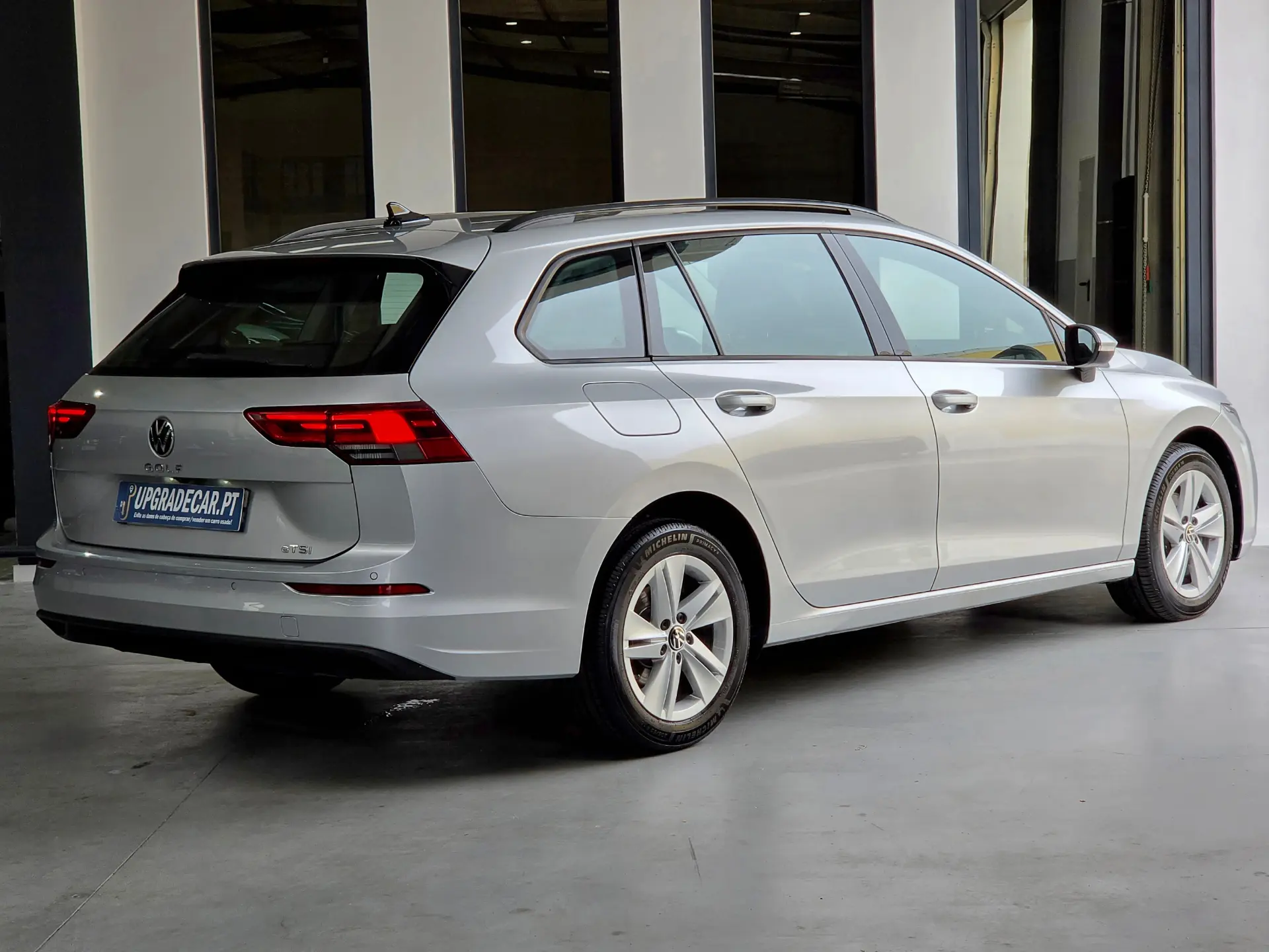 Volkswagen Golf Variant 1.0 eTSI OPF DSG Life 7