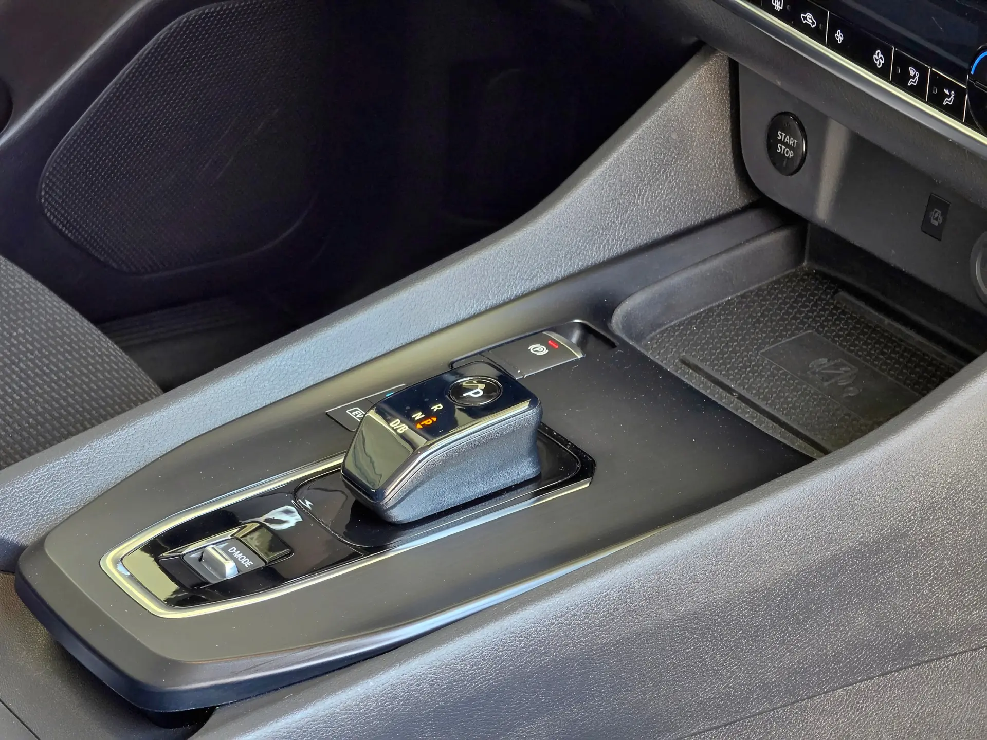 Nissan Qashqai e-Power N-Connecta 25