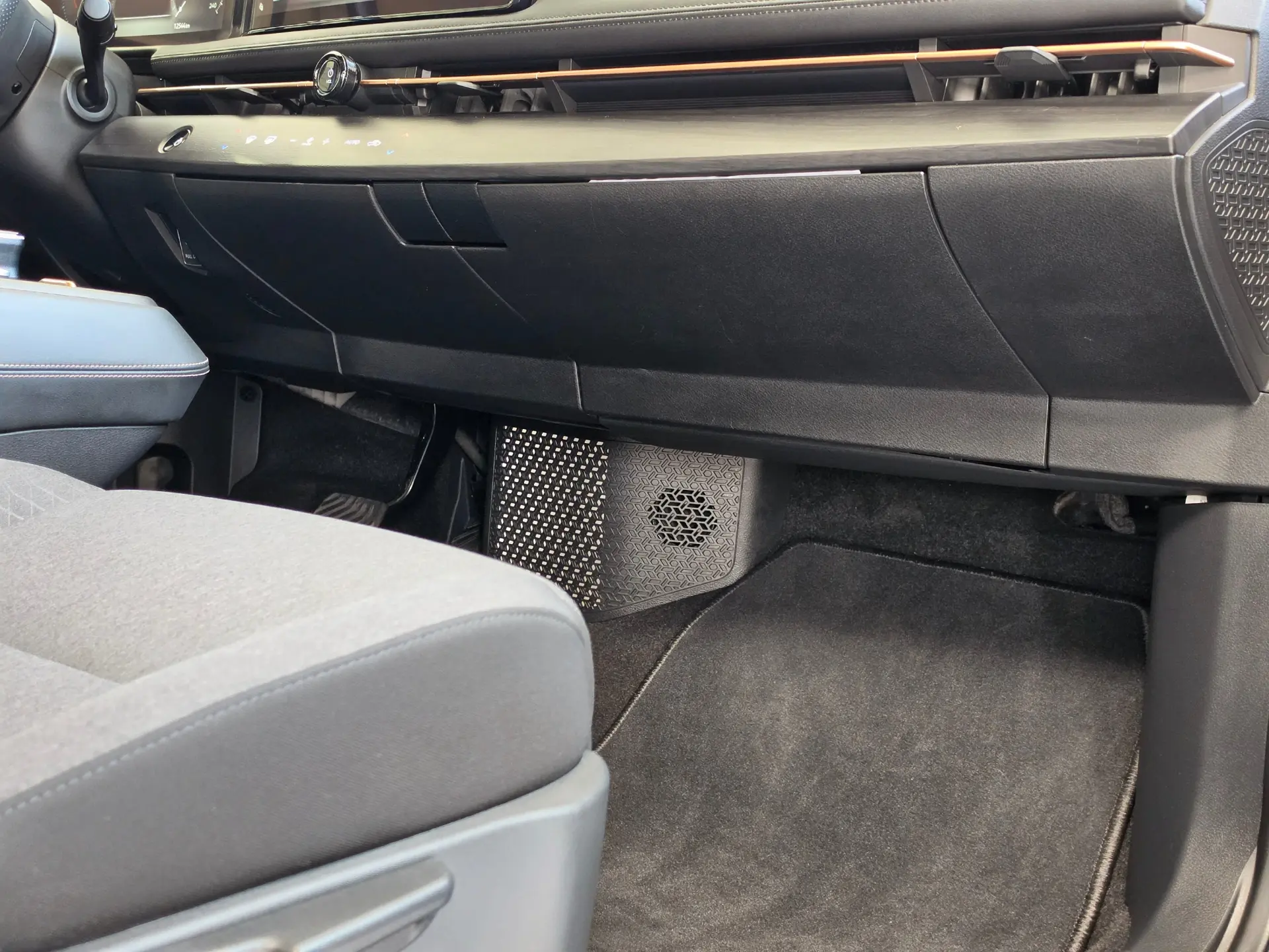 Nissan Ariya 87 kWh Engage 35