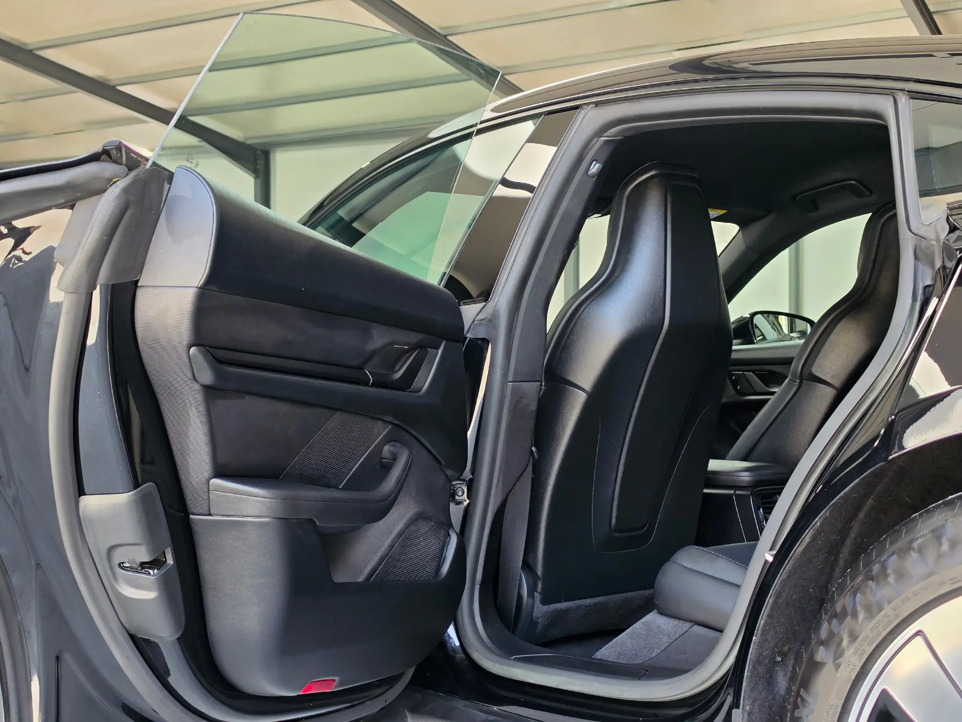 Porsche Taycan 4 49
