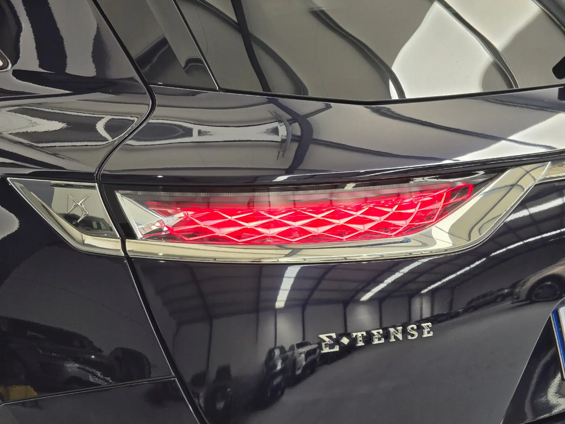 DS DS7 Crossback E-Tense Bastille+ EAT8 11