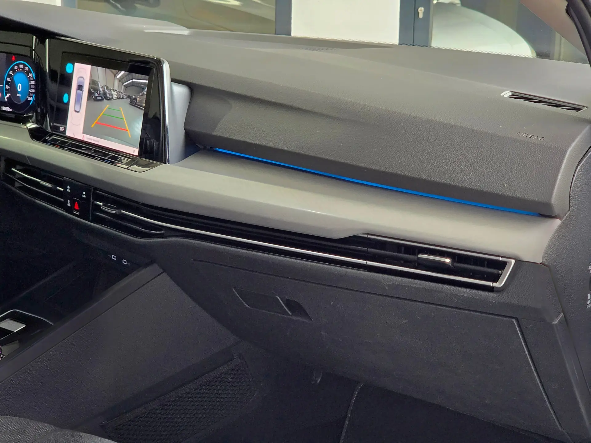 Volkswagen Golf Variant 1.0 eTSI OPF DSG Life 24