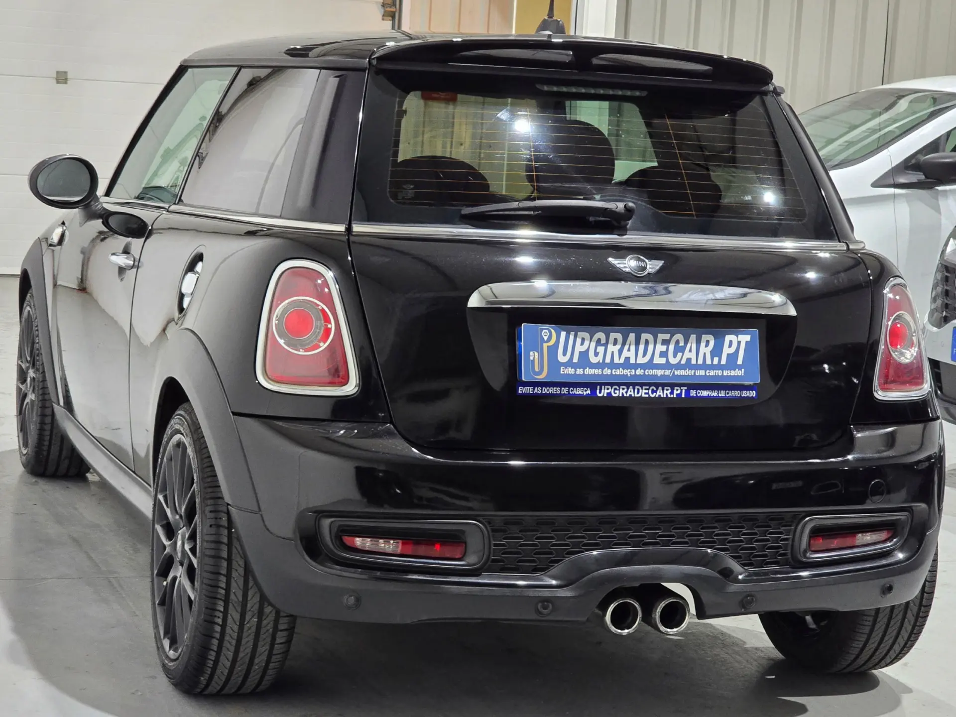 MINI 3 Portas One D 14