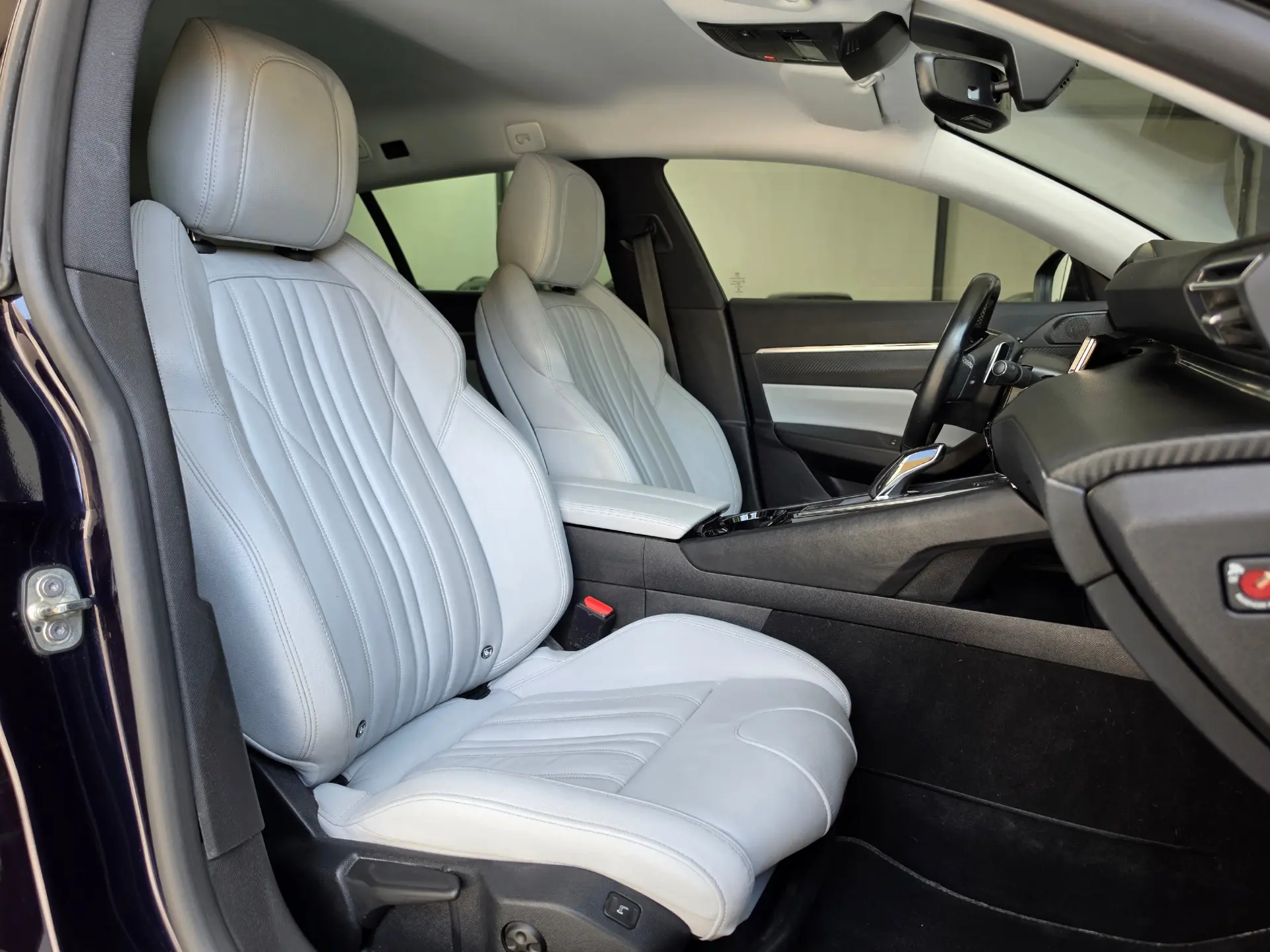 Peugeot 508 SW 1.6 Hybrid Allure e-EAT8 24
