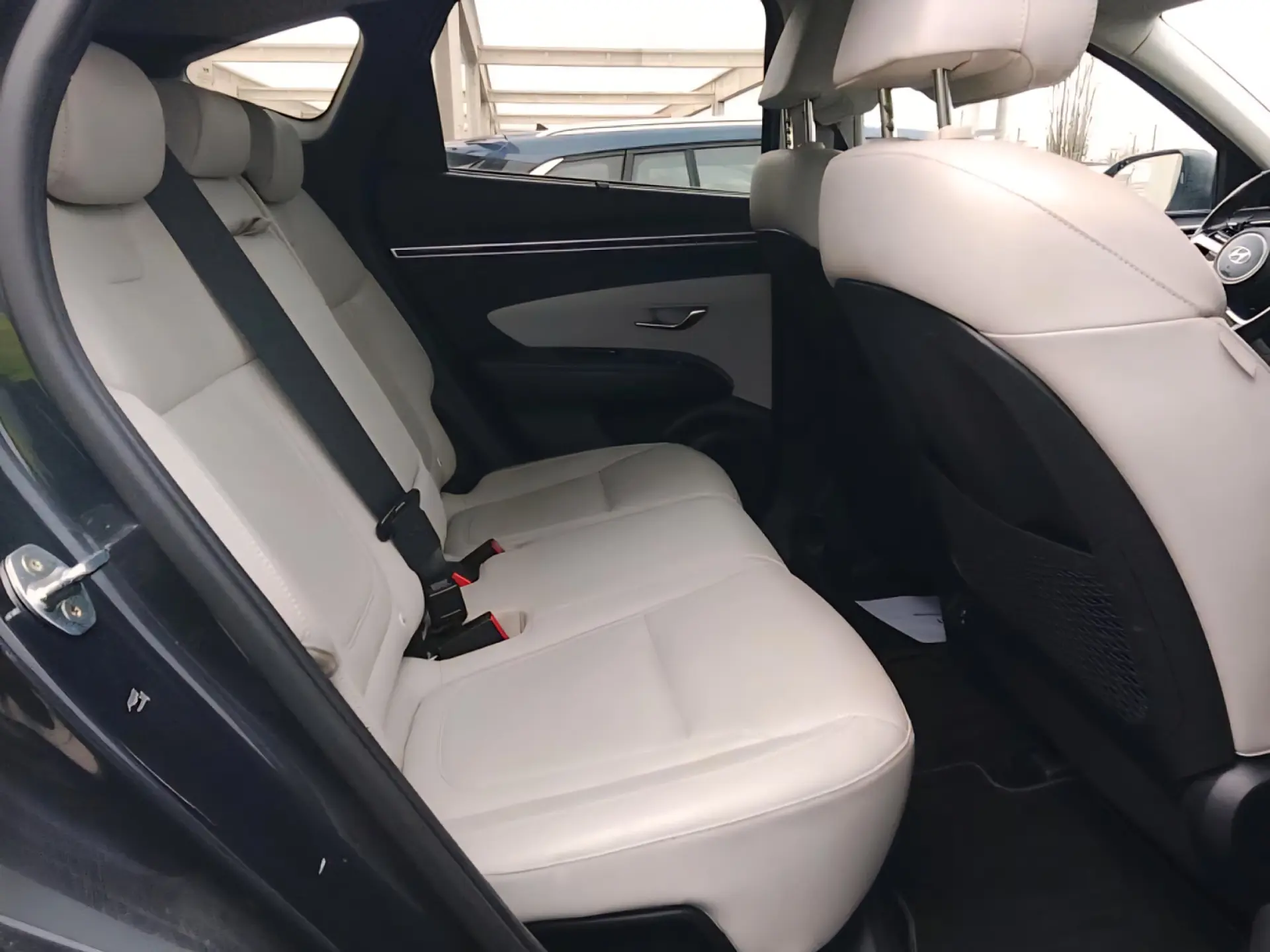 Hyundai Tucson 1.6 T-GDI PHEV Vanguard 9