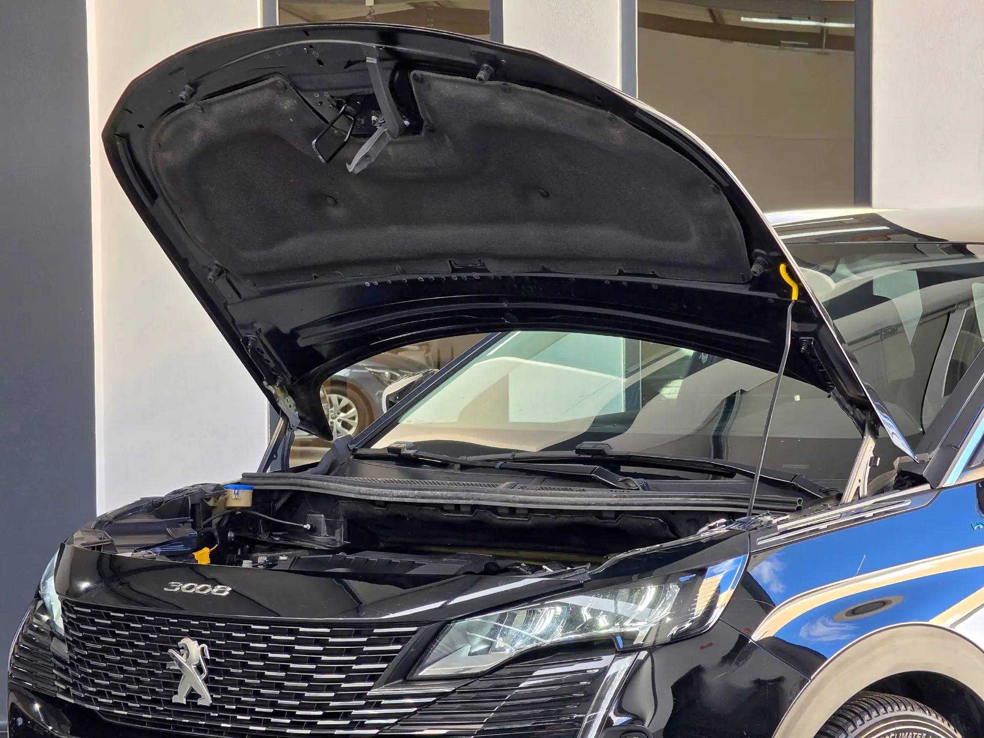 Peugeot 3008 1.6 Hybrid Allure e-EAT8 35