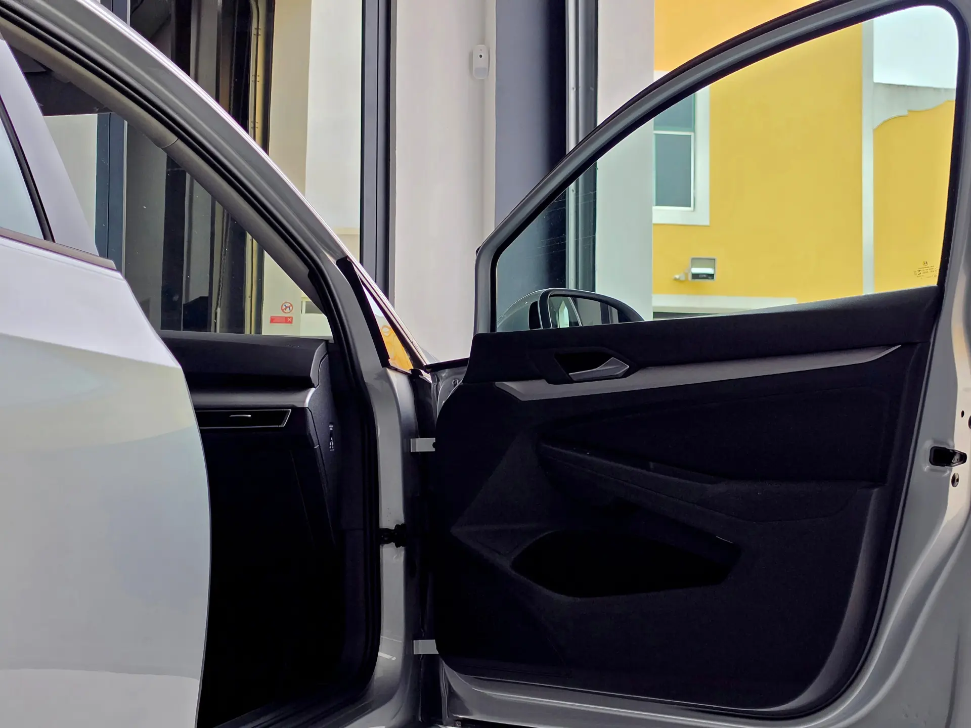 Volkswagen Golf Variant 1.0 eTSI OPF DSG Life 21