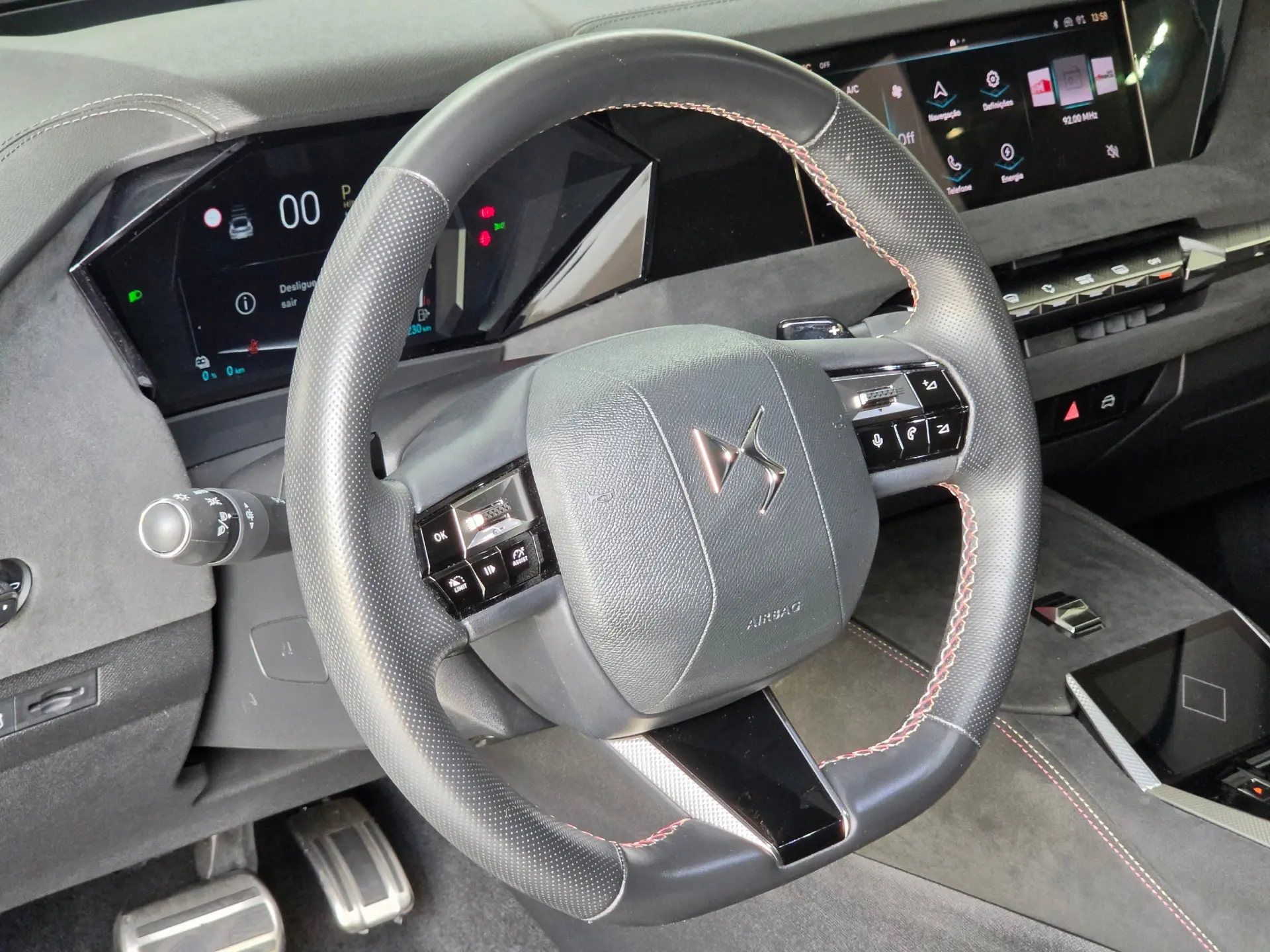 DS DS4 E-TENSE 225 PERFORMANCE LINE+ 24