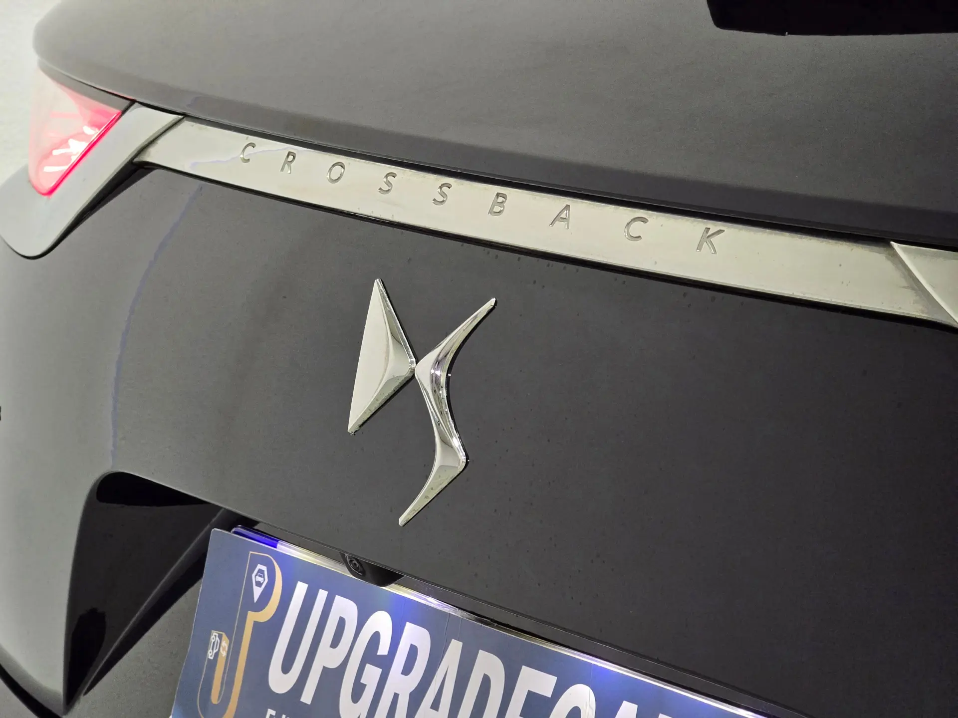 DS DS7 Crossback E-Tense Rivoli EAT8 9