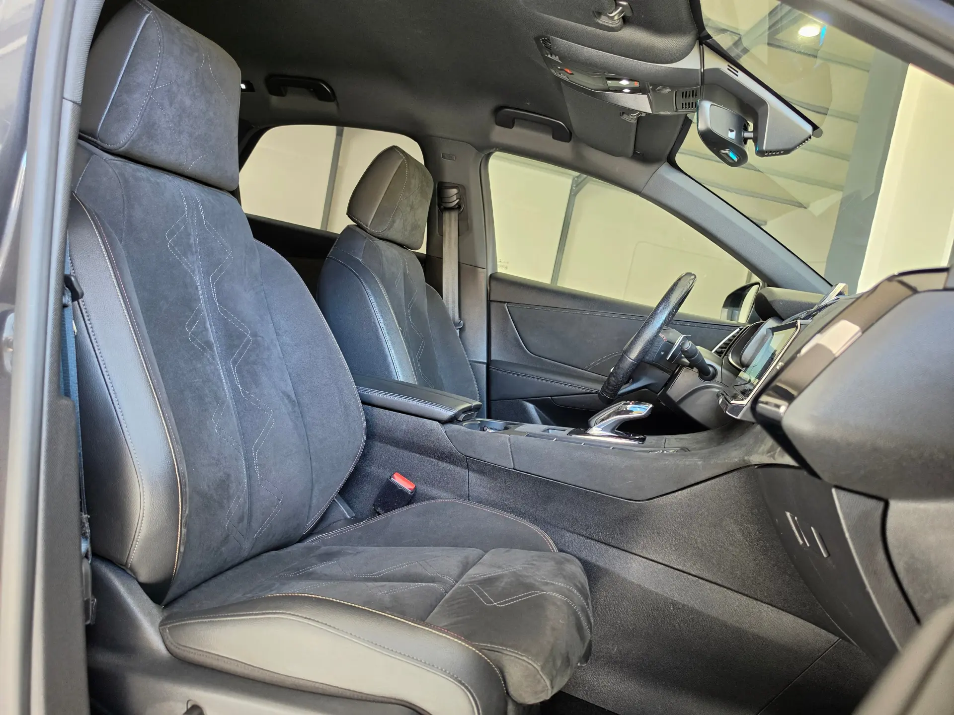 DS DS7 Crossback E-Tense Performance Line EAT8 21