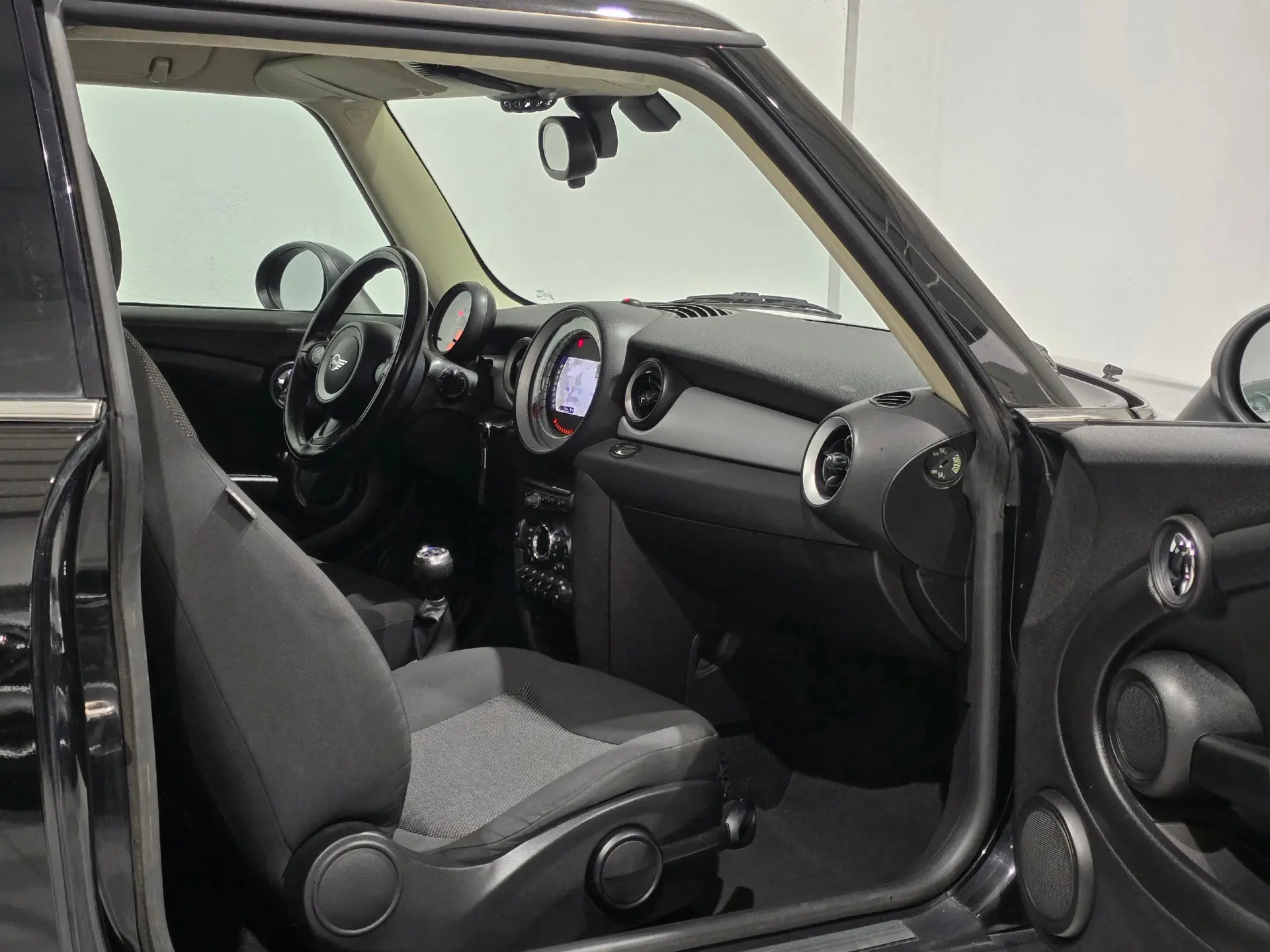 MINI 3 Portas One D 34