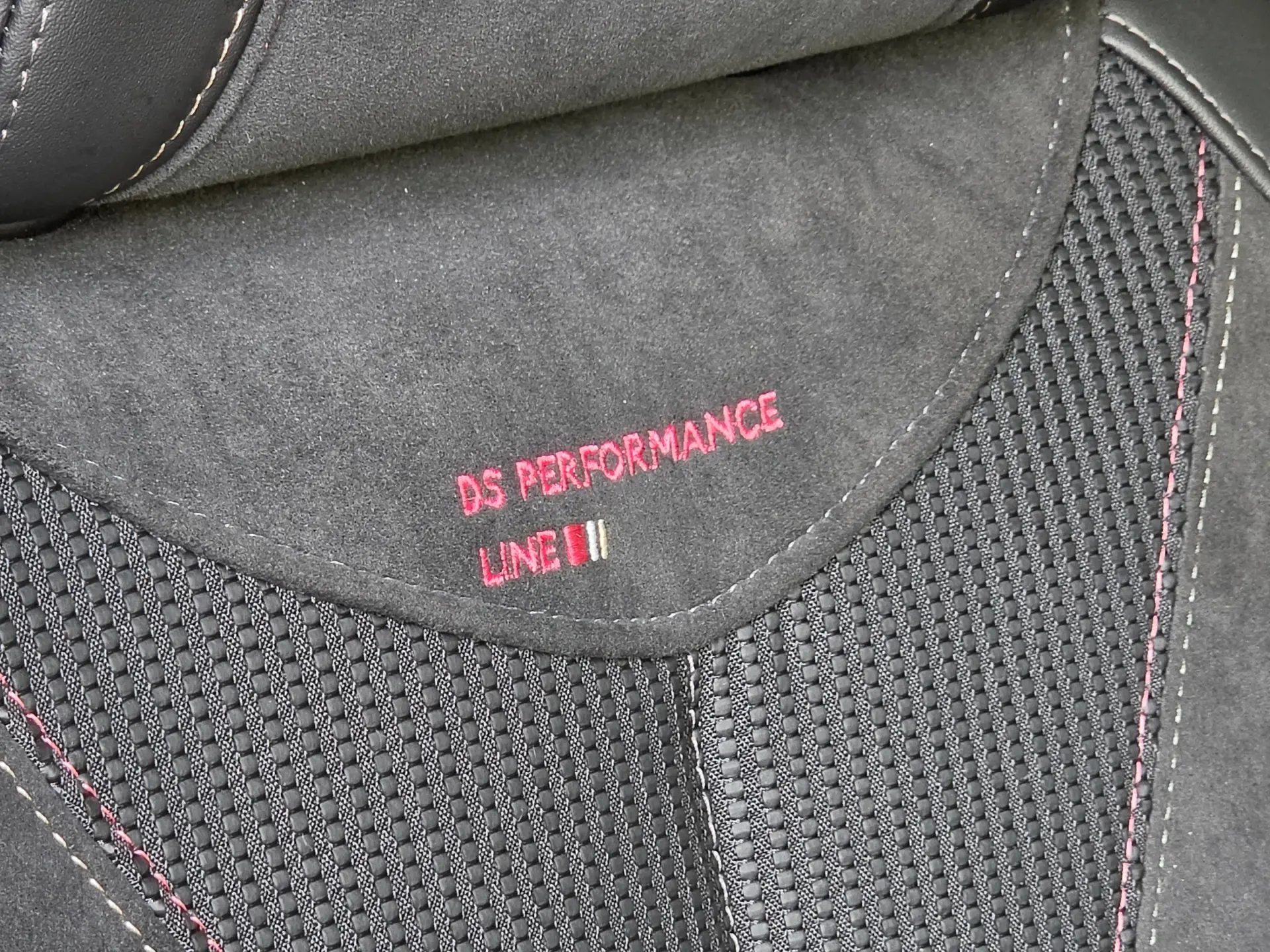 DS DS4 E-TENSE 225 PERFORMANCE LINE+ 32