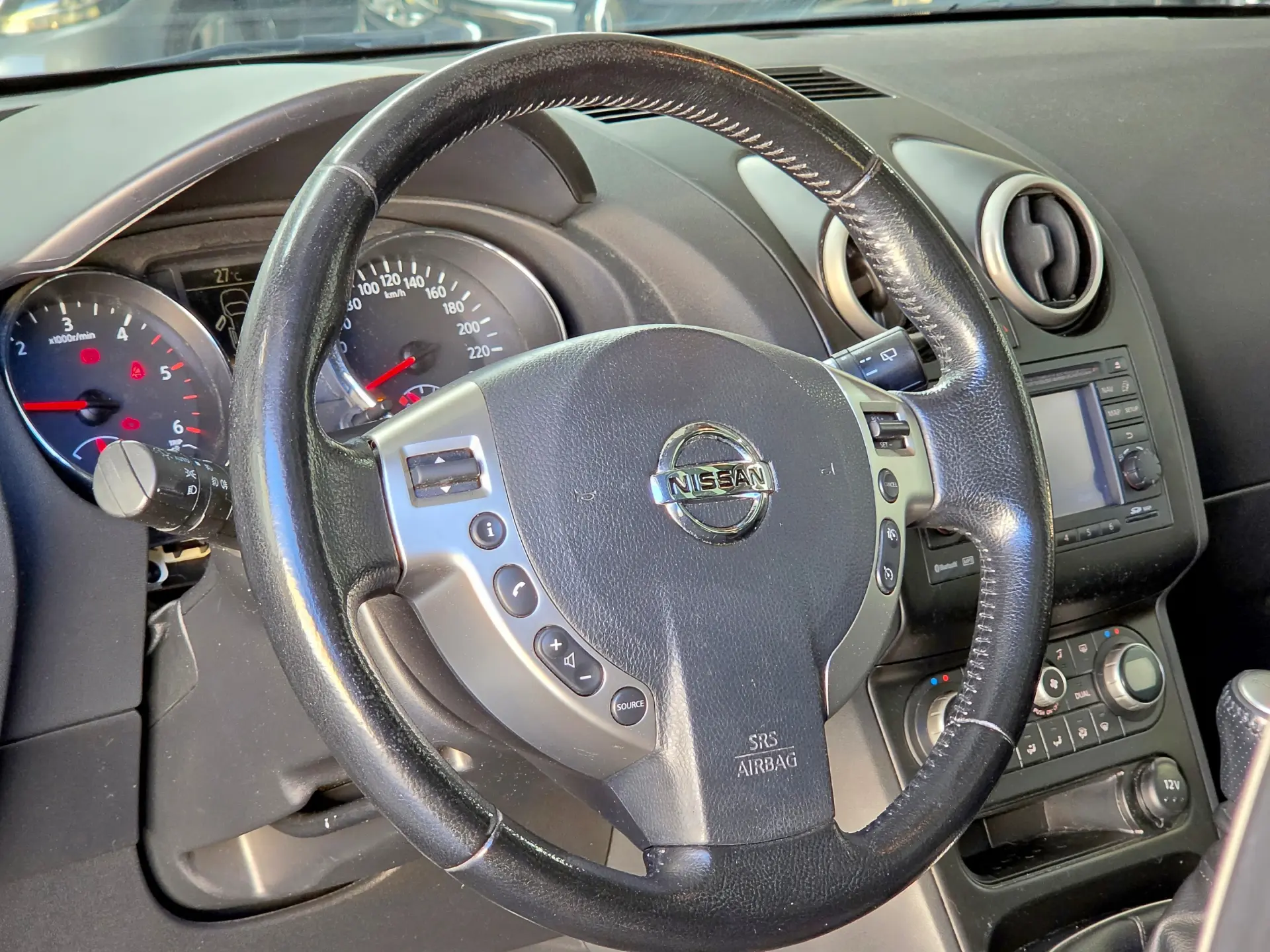 Nissan Qashqai 1.5 dCi Tekna 13