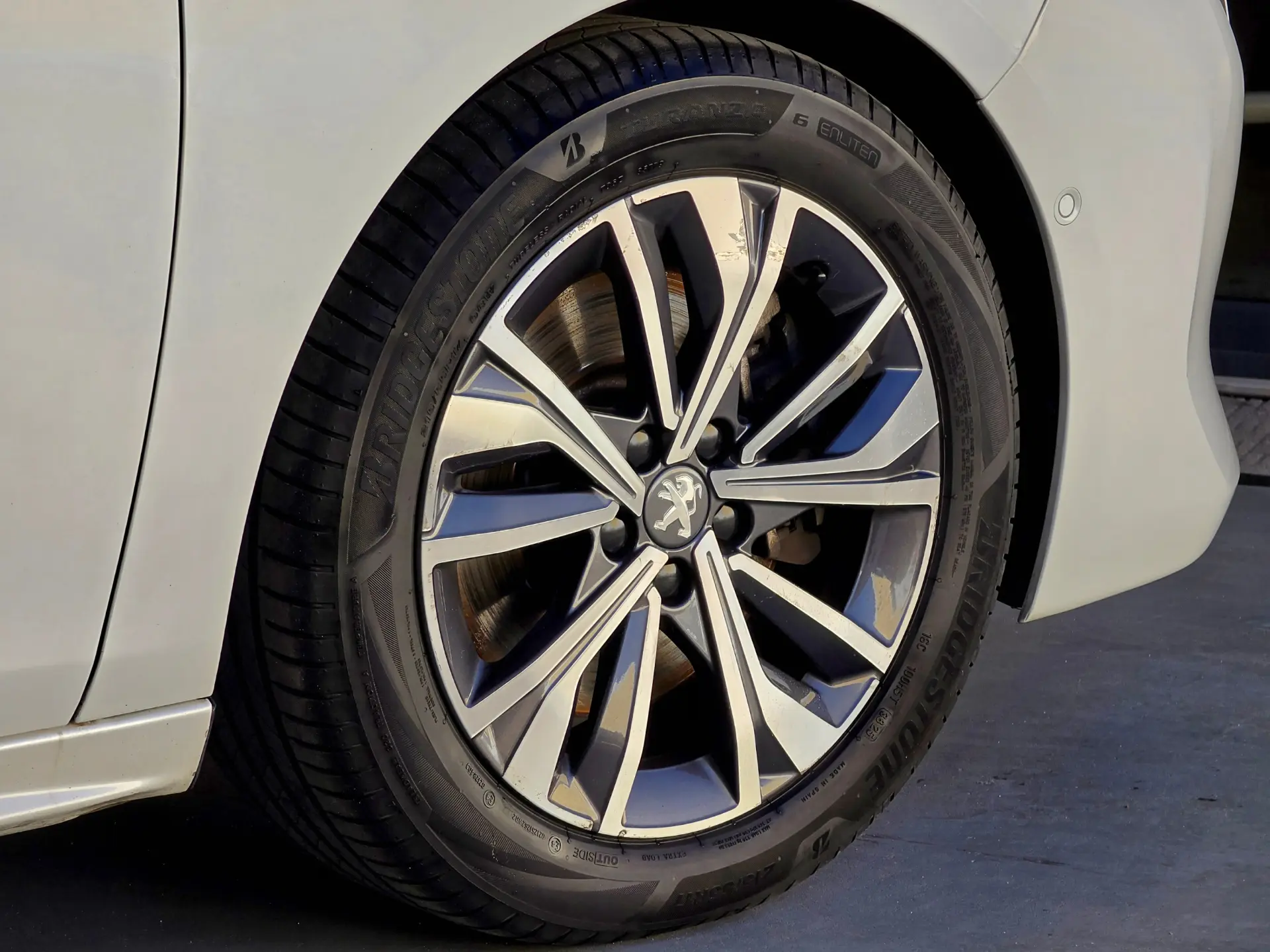 Peugeot 508 SW 1.6 Hybrid Allure e-EAT8 6