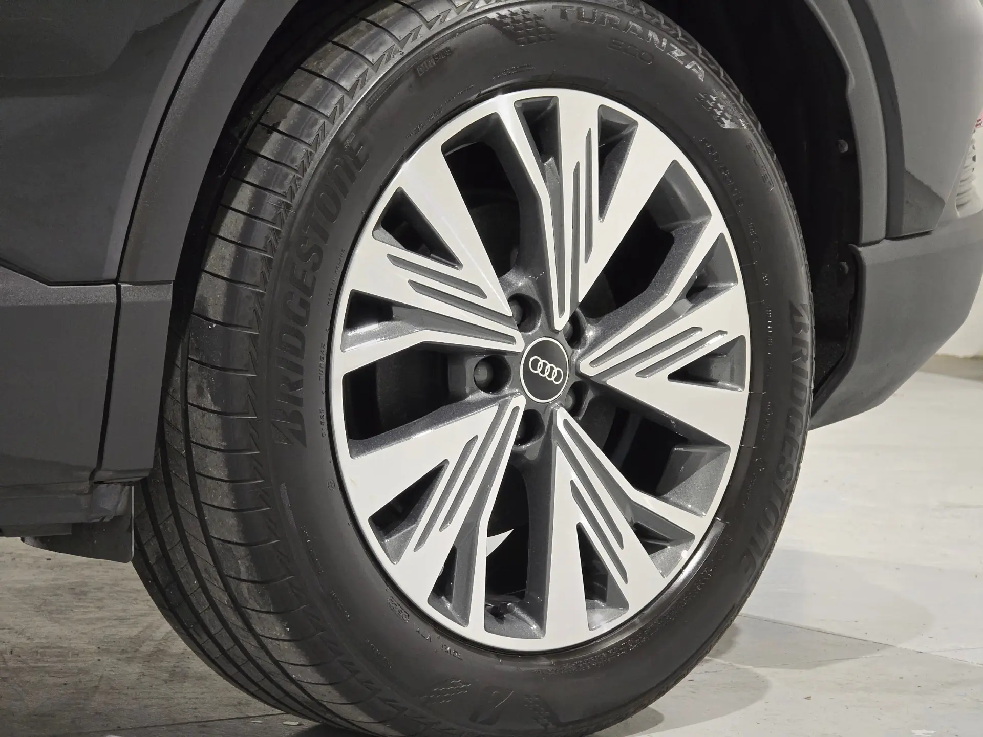 Audi Q4 Sportback e-tron 16