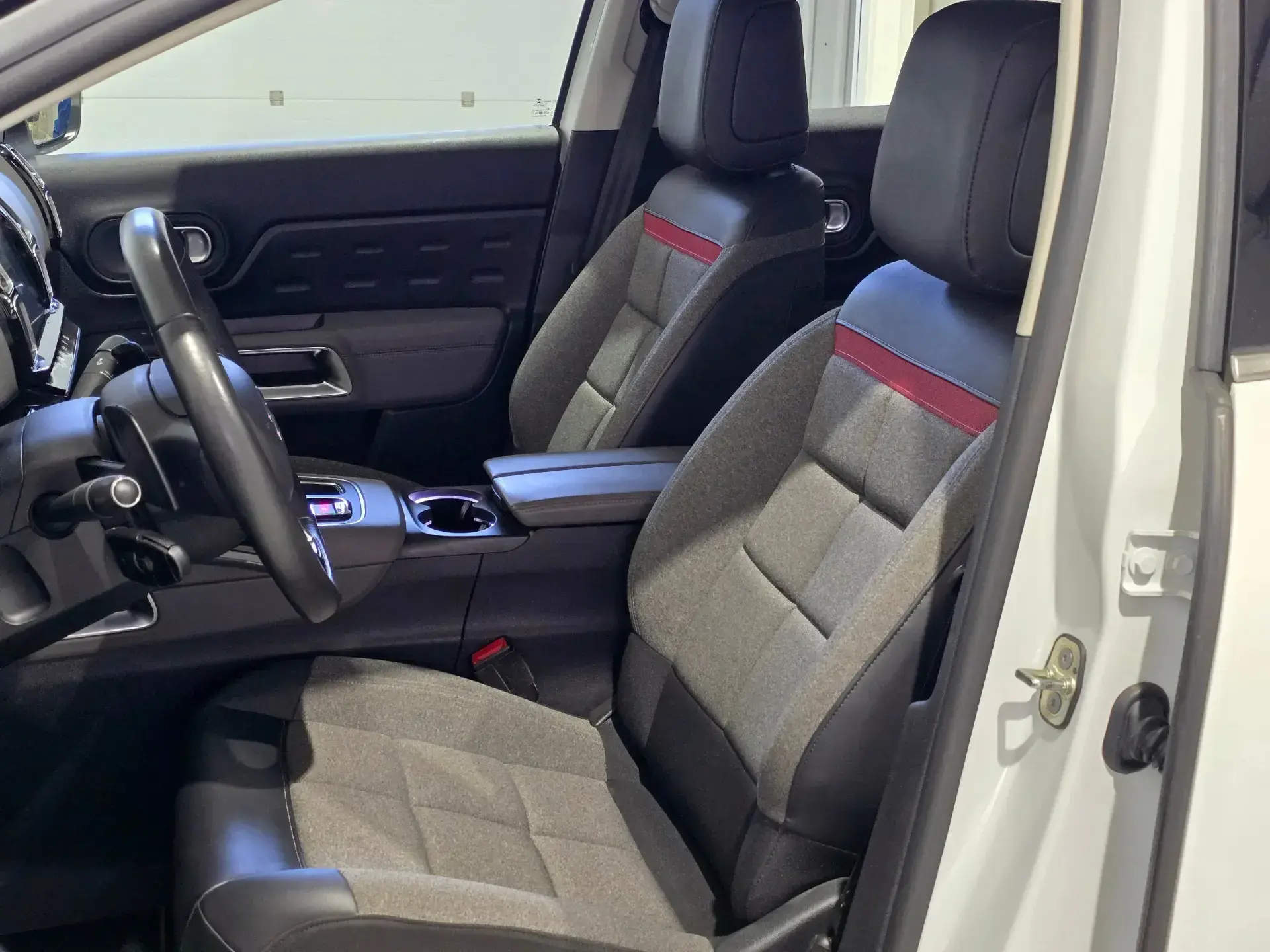 Citroen C5 Aircross 1.6 Hybrid Feel Pack e-EAT8 25