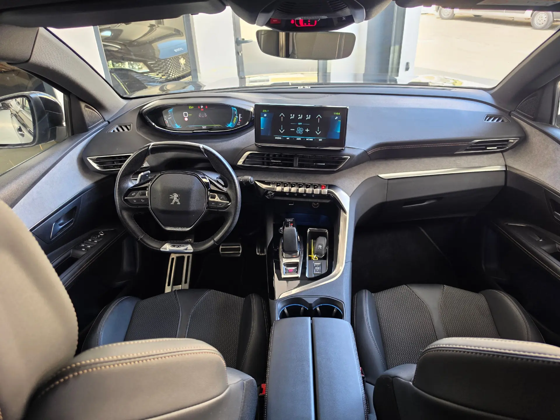 Peugeot 3008 1.6 Hybrid GT Pack e-EAT8 28