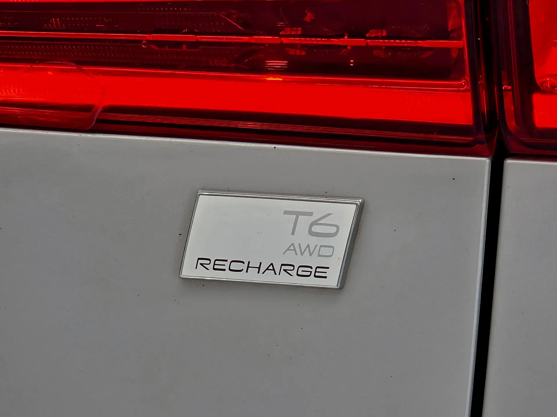 Volvo XC 60 2.0 T6 PHEV Inscription AWD 13