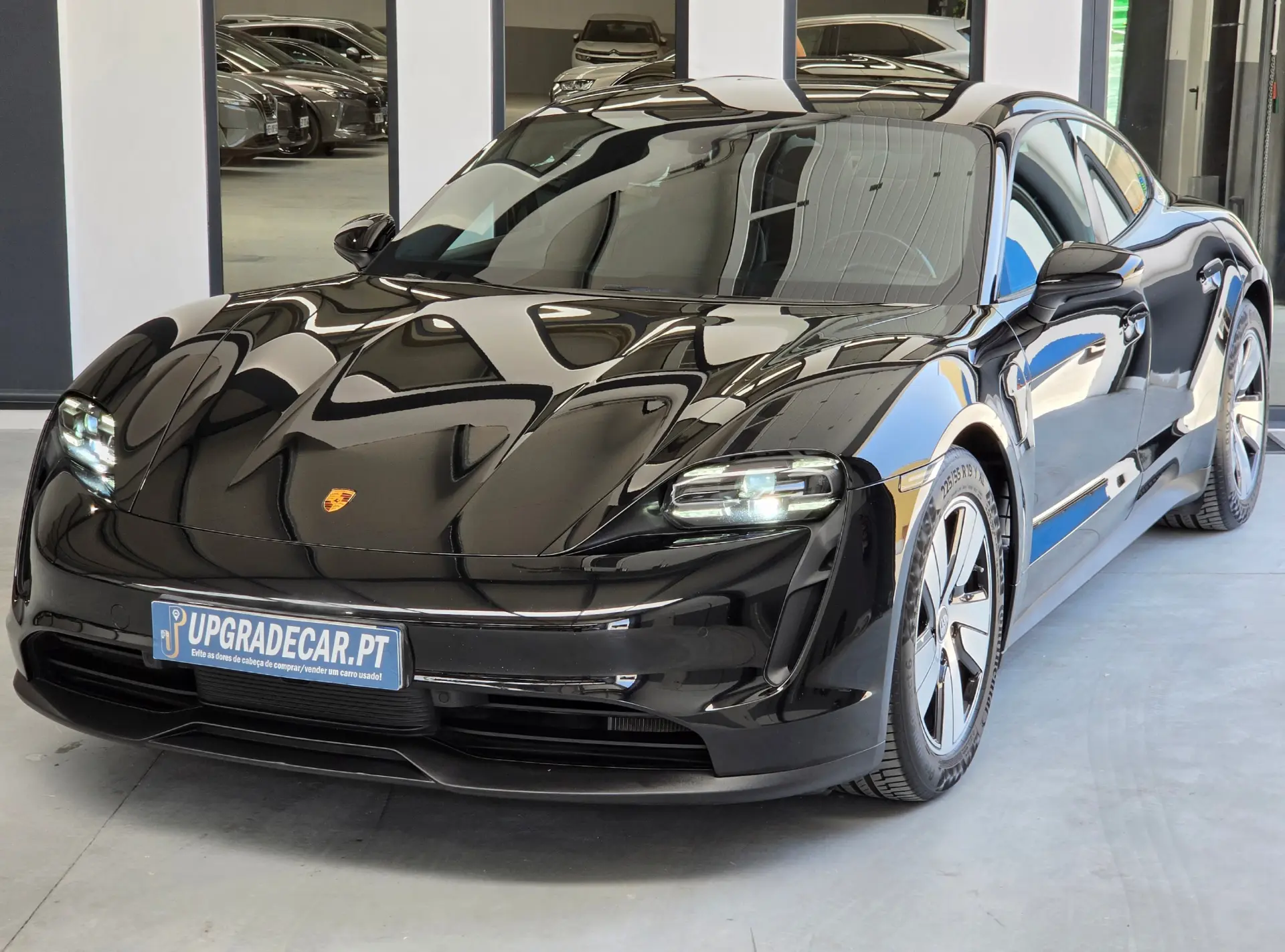Porsche Taycan 4 4
