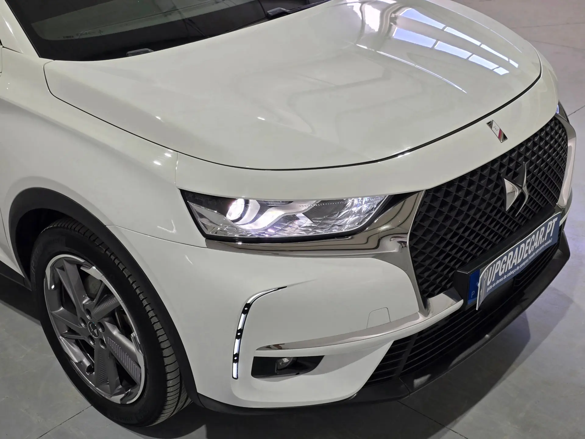 DS DS7 Crossback 10