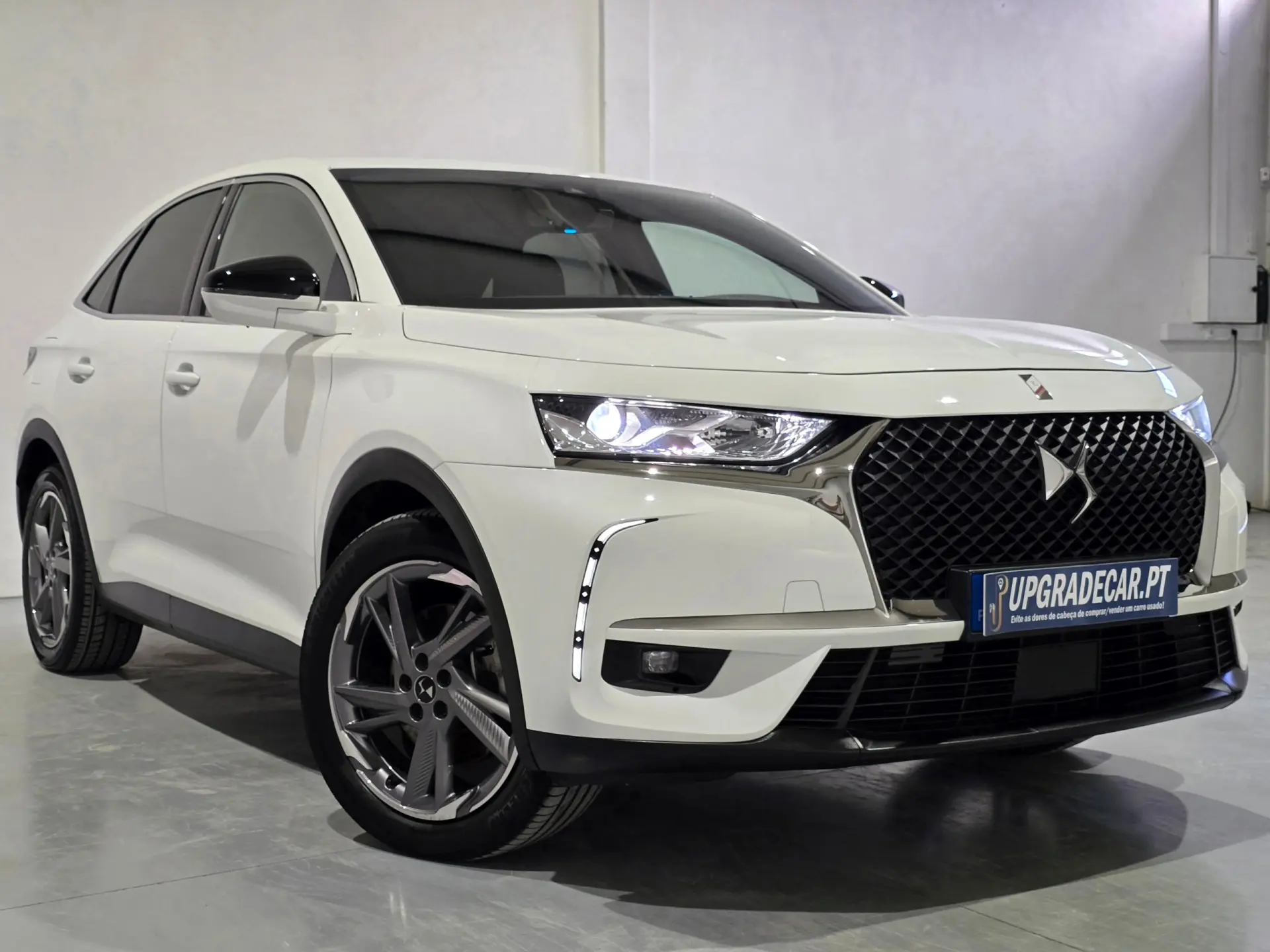 DS DS7 Crossback 8