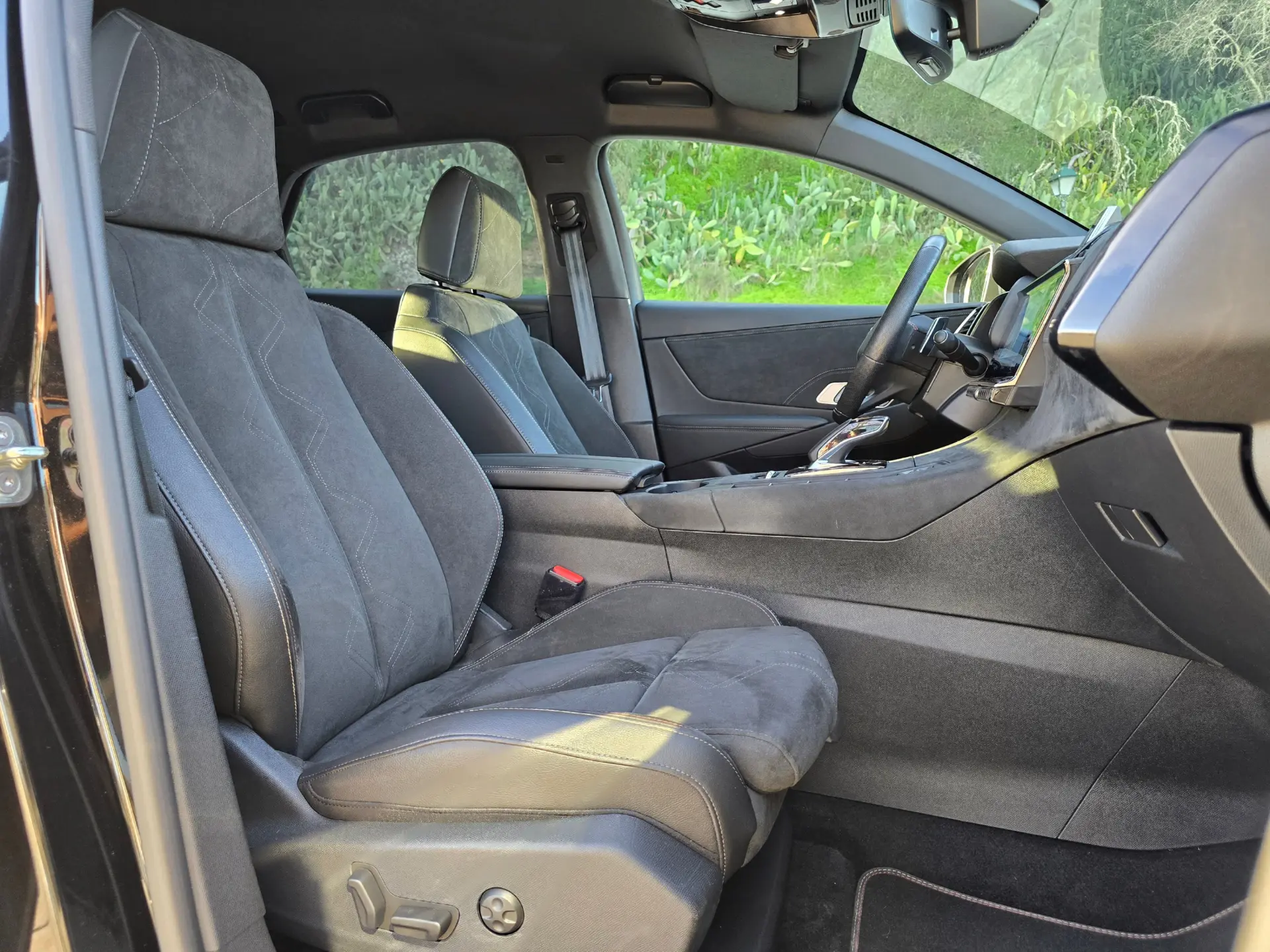 DS DS7 Crossback E-TENSE 4x4 PERFORMANCE Line+ 33