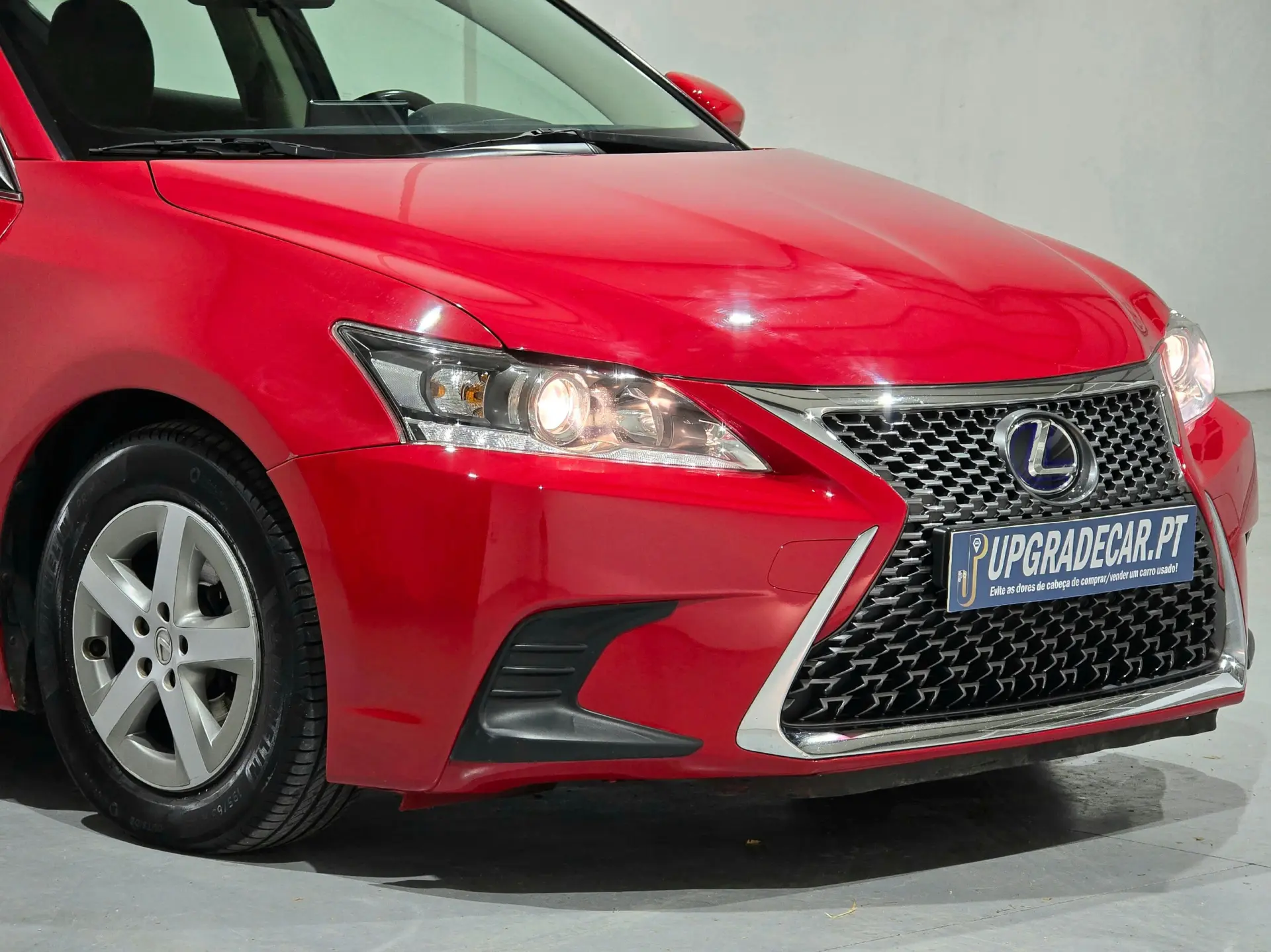 Lexus CT 200h 11
