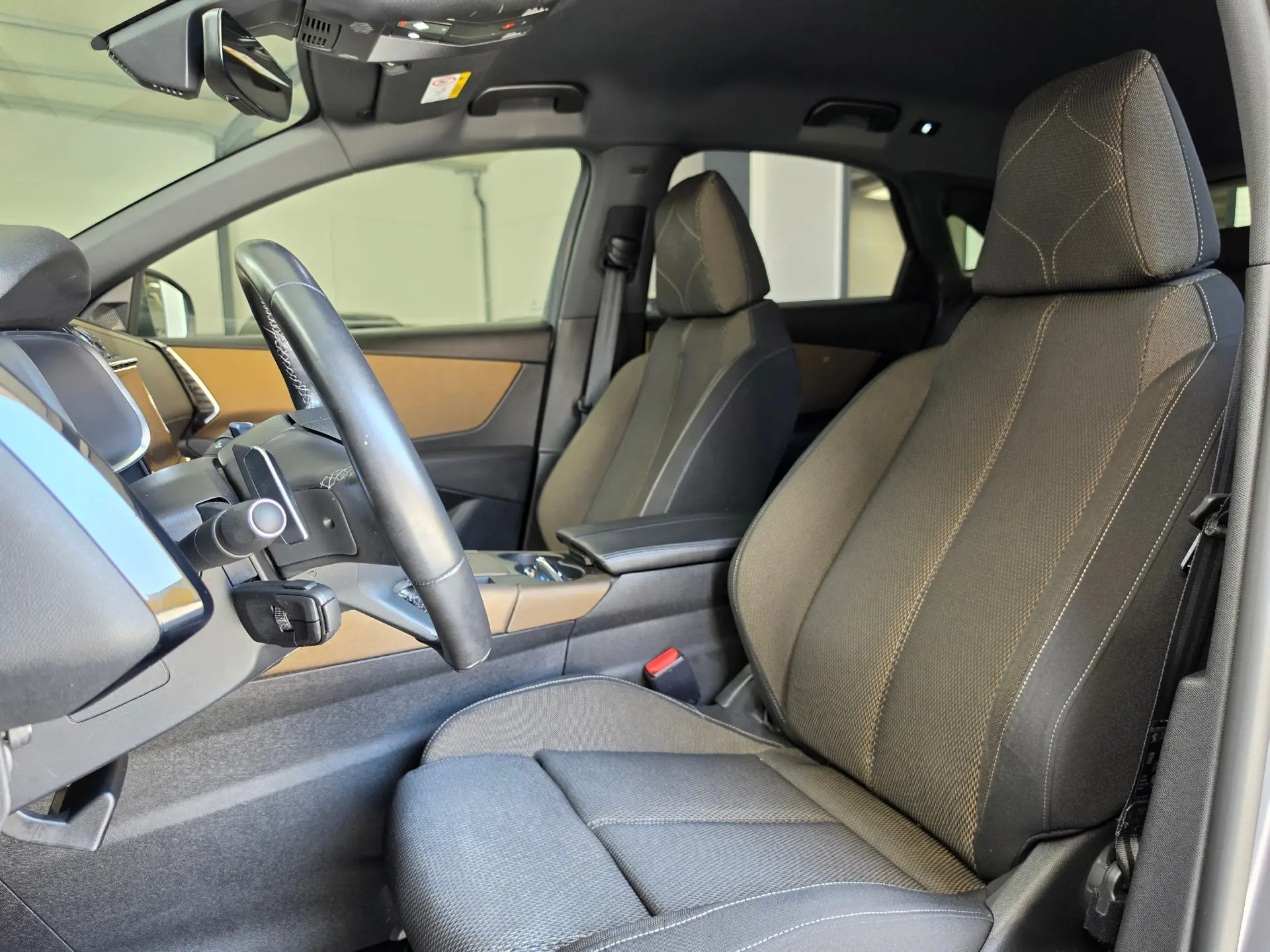 DS DS7 Crossback E-Tense Bastille+ EAT8 17