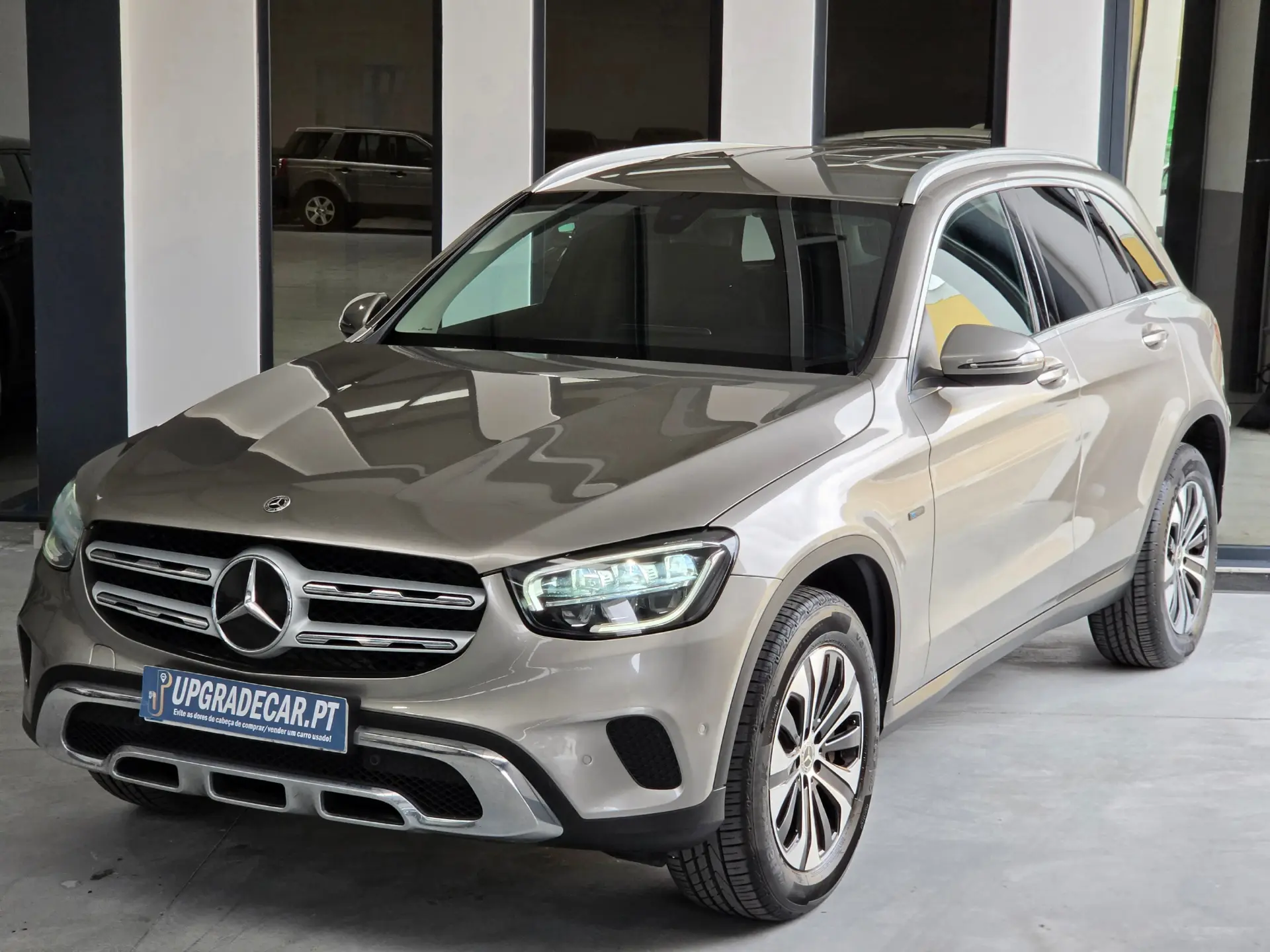 Mercedes-Benz GLC 300 e 4Matic 3