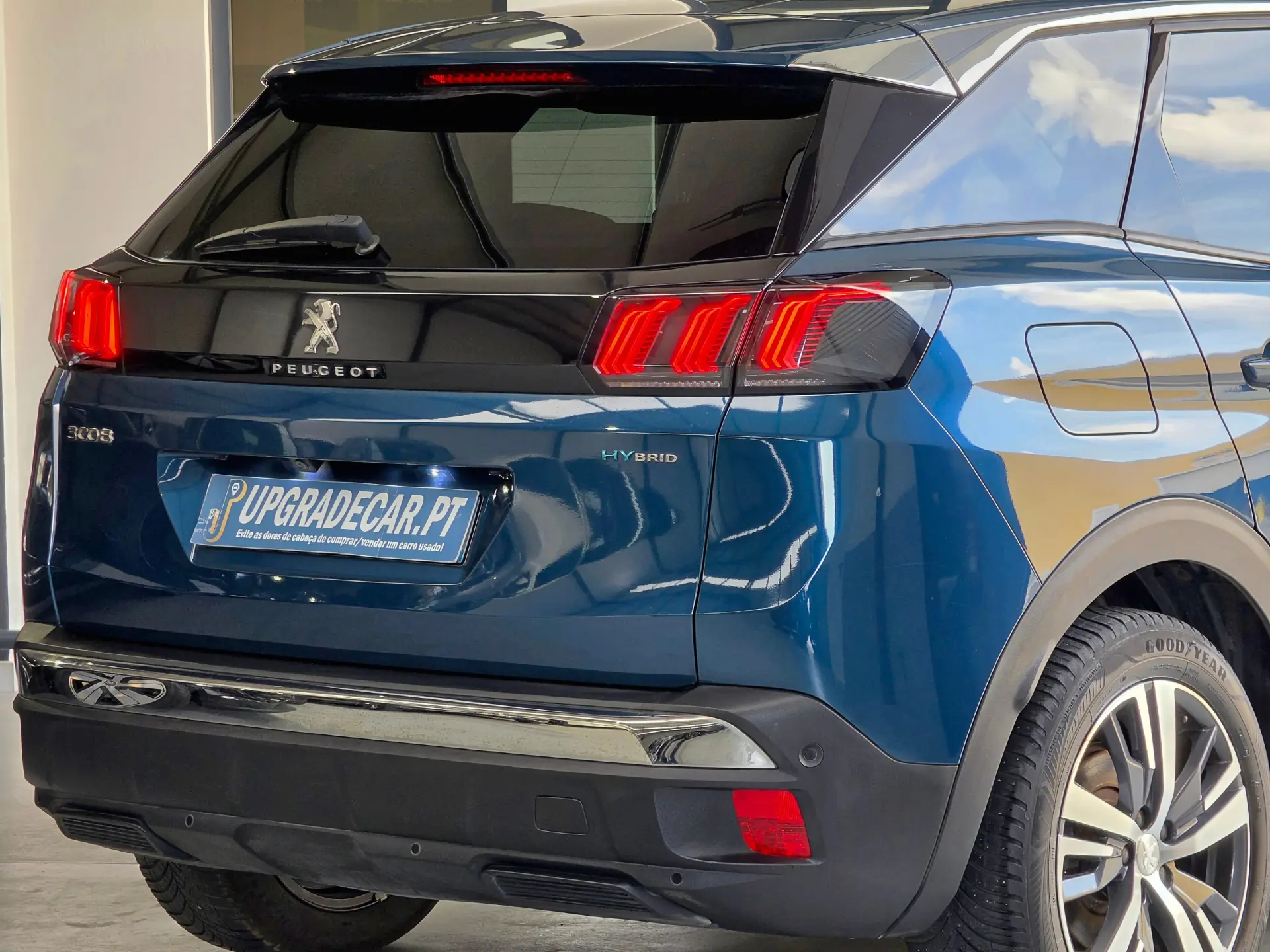 Peugeot 3008 1.6 Hybrid Allure e-EAT8 9