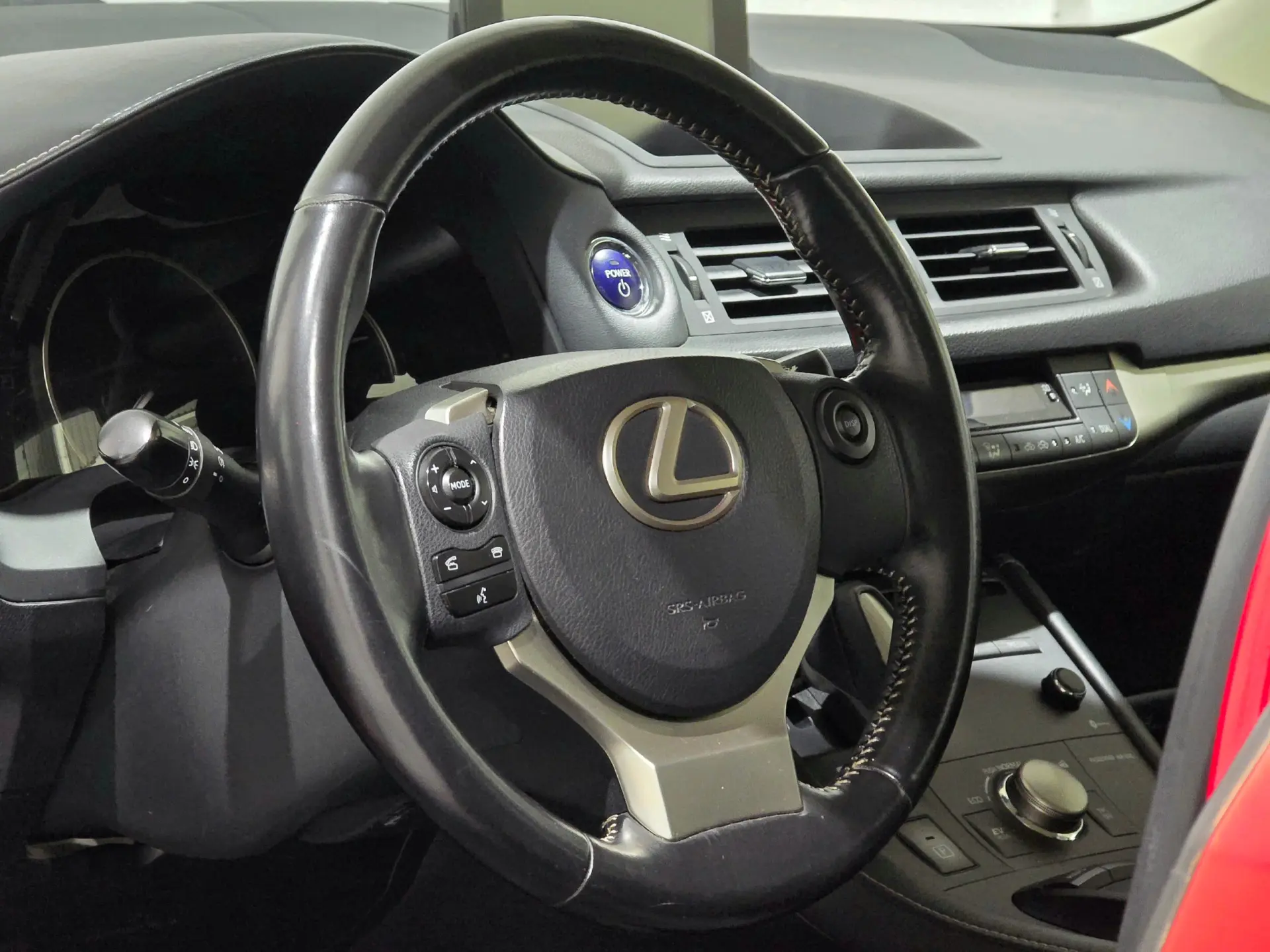 Lexus CT 200h 29