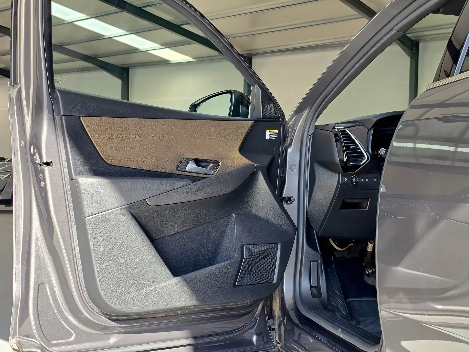 DS DS7 Crossback 4x4 Bastille + 16