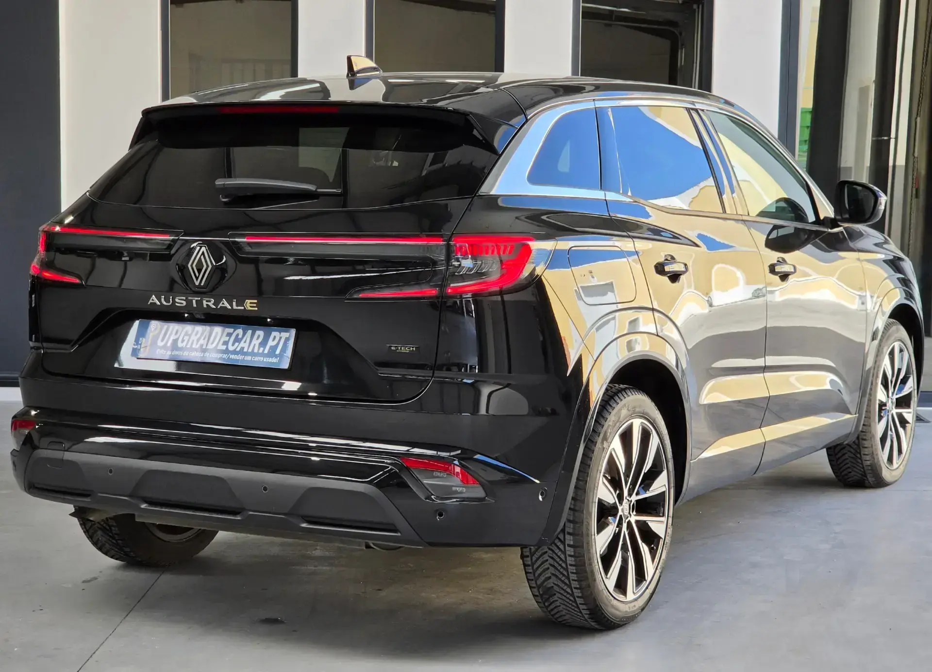 Renault Austral 1.2 E-Tech Techno 10