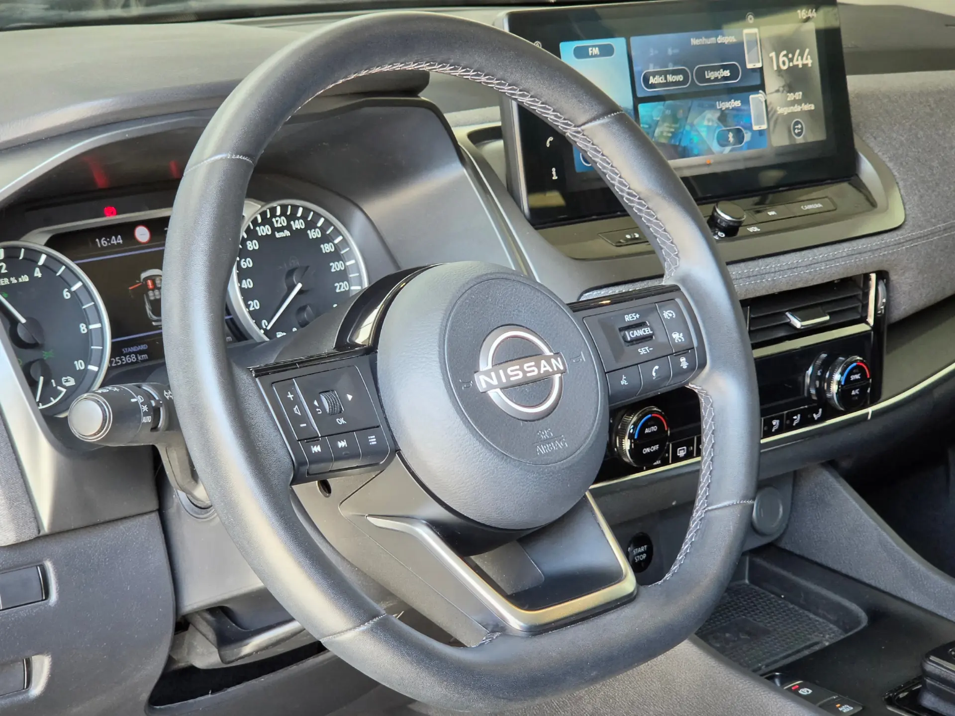 Nissan Qashqai e-Power N-Connecta 19