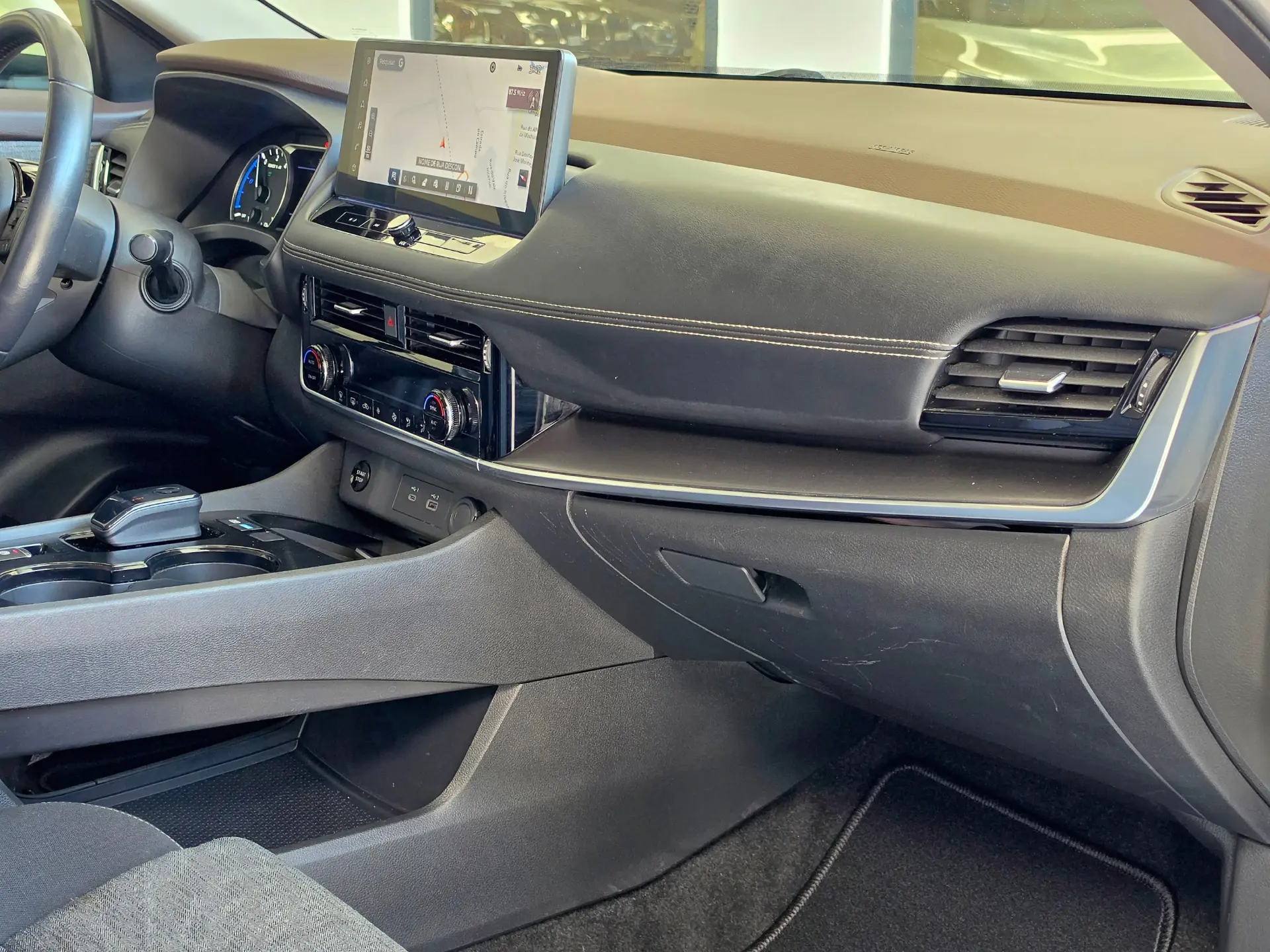 Nissan X-Trail e-Power N-Connecta 23