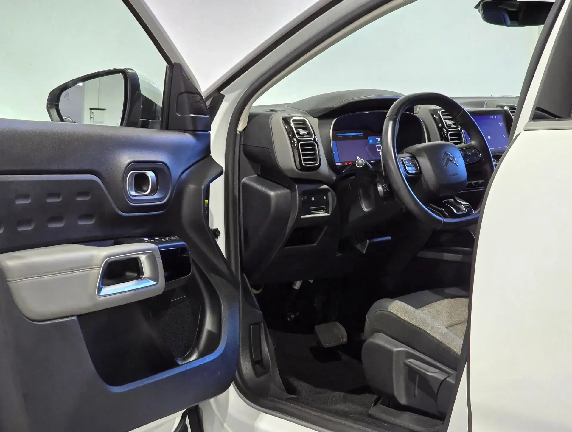 Citroen C5 Aircross 1.6 Hybrid Feel Pack e-EAT8 23