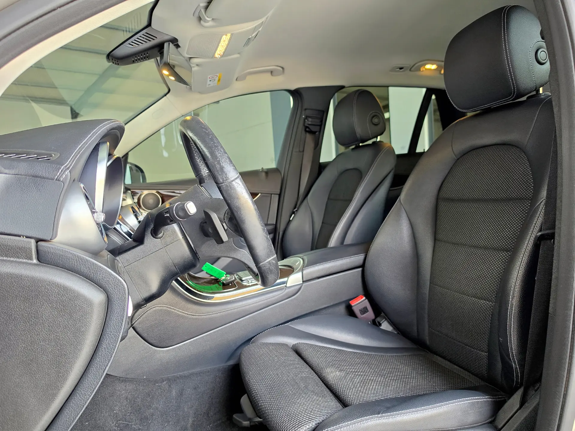 Mercedes-Benz GLC 300 e 4Matic 18