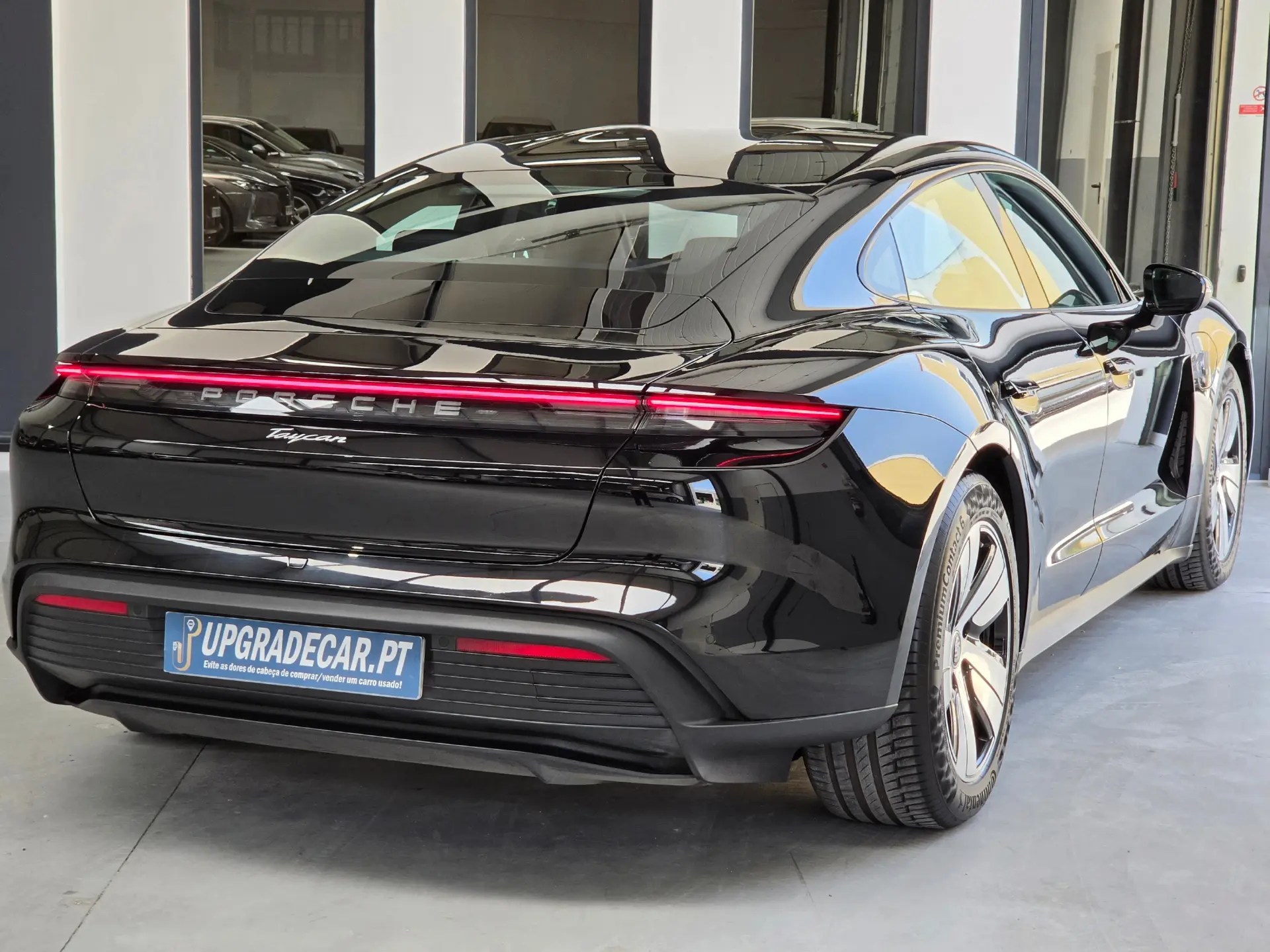 Porsche Taycan 4 20