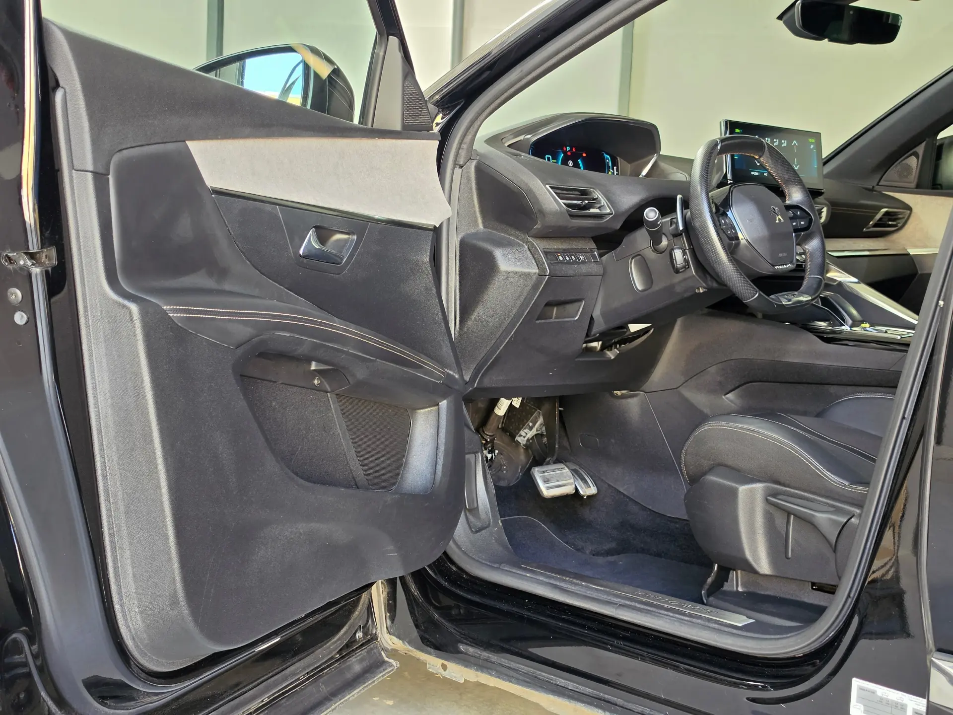 Peugeot 3008 1.6 Hybrid GT Pack e-EAT8 15