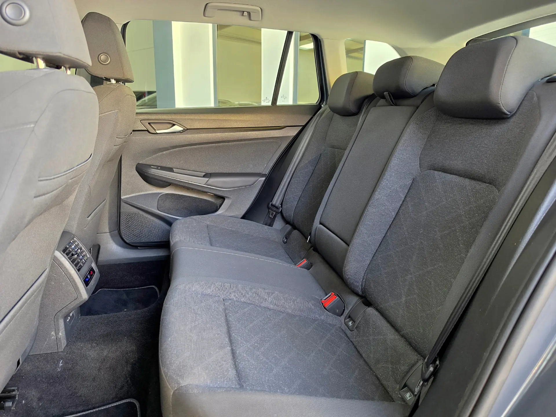 Volkswagen Golf Variant 1.0 eTSI Life DSG 30