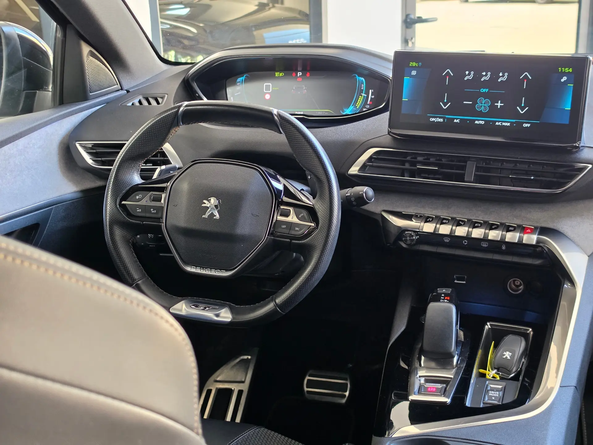Peugeot 3008 1.6 Hybrid GT Pack e-EAT8 29