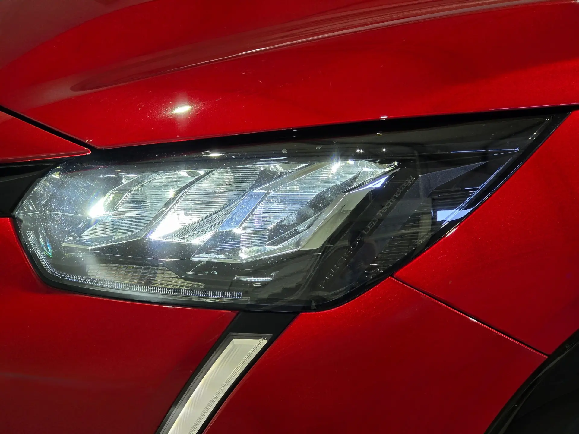 Peugeot e-208 50 kWh SE Style 9