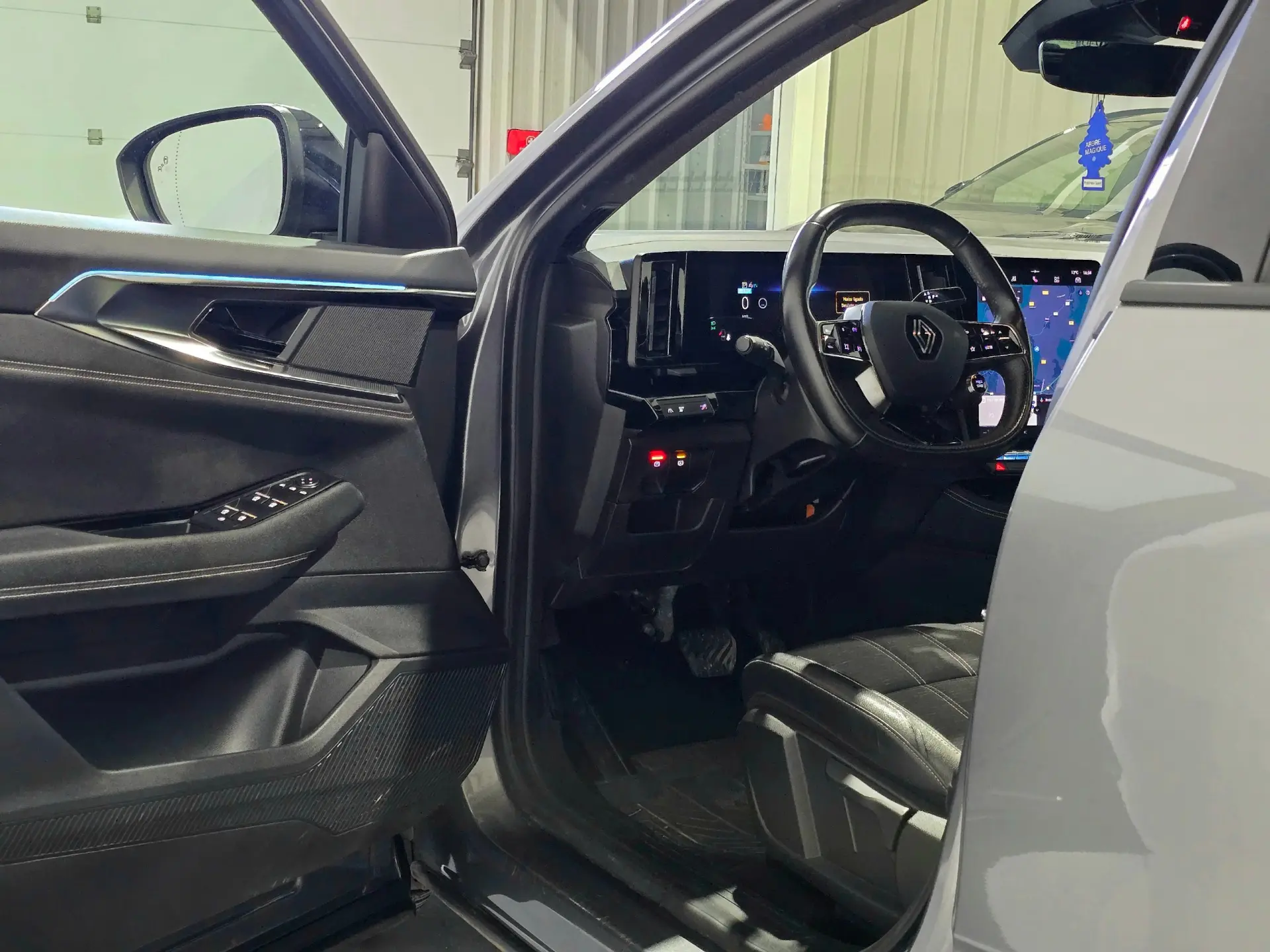 Renault Austral 1.2 E-Tech Full Hybrid Evolution 23