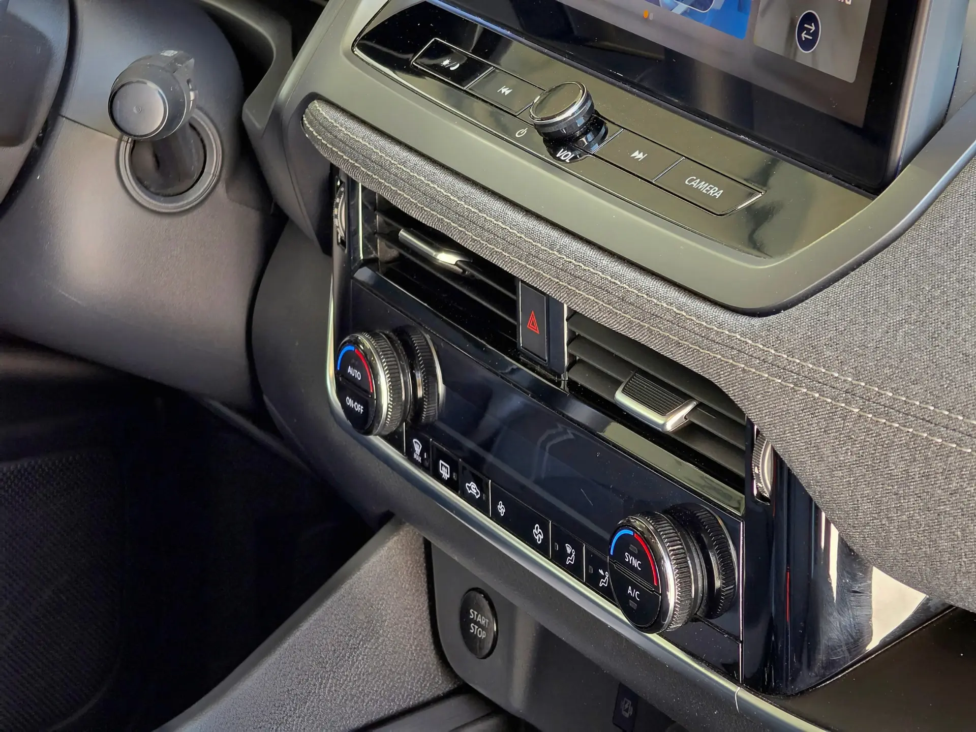 Nissan Qashqai e-Power N-Connecta 26